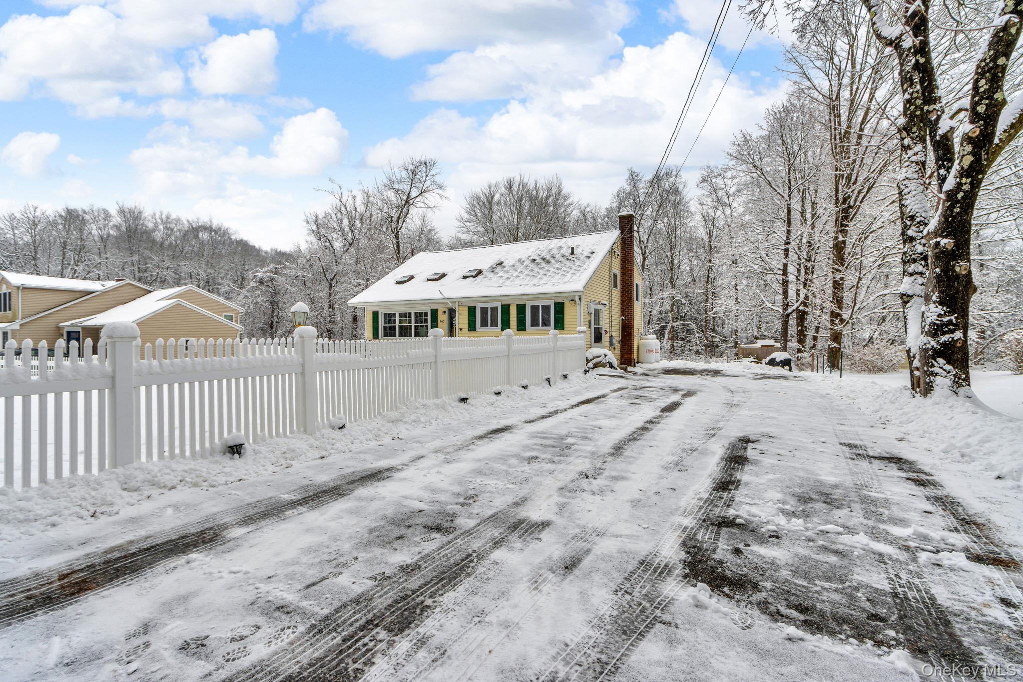 #2 photo, 963 Fox Meadow Road, Yorktown Heights , NY 10598