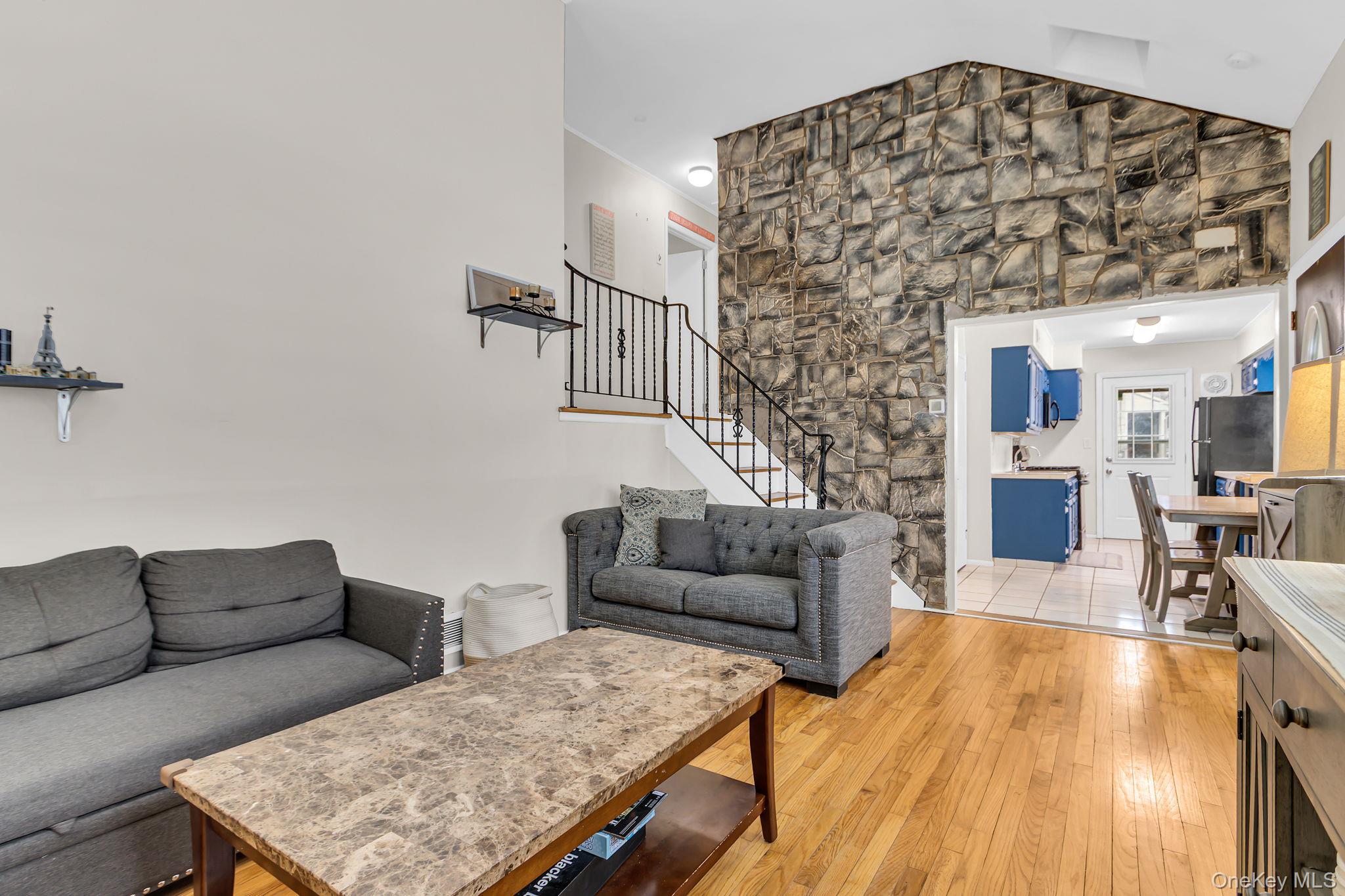 #5 photo, 963 Fox Meadow Road, Yorktown Heights , NY 10598