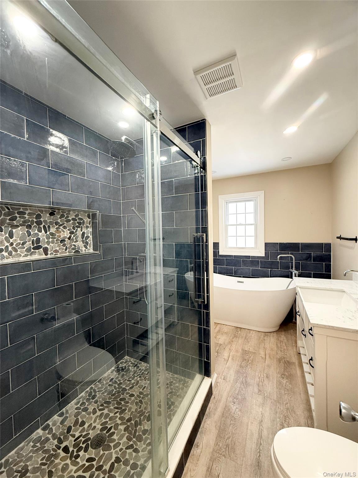 #11 photo, 18 Park Hill Drive, New Windsor , NY 12553