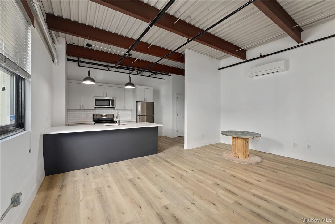 #6 photo, 189 N Main Street, Port Chester , NY 10573