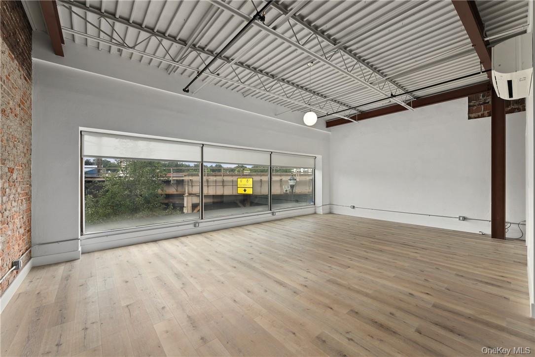 #6 photo, 189 N Main Street, Port Chester , NY 10573