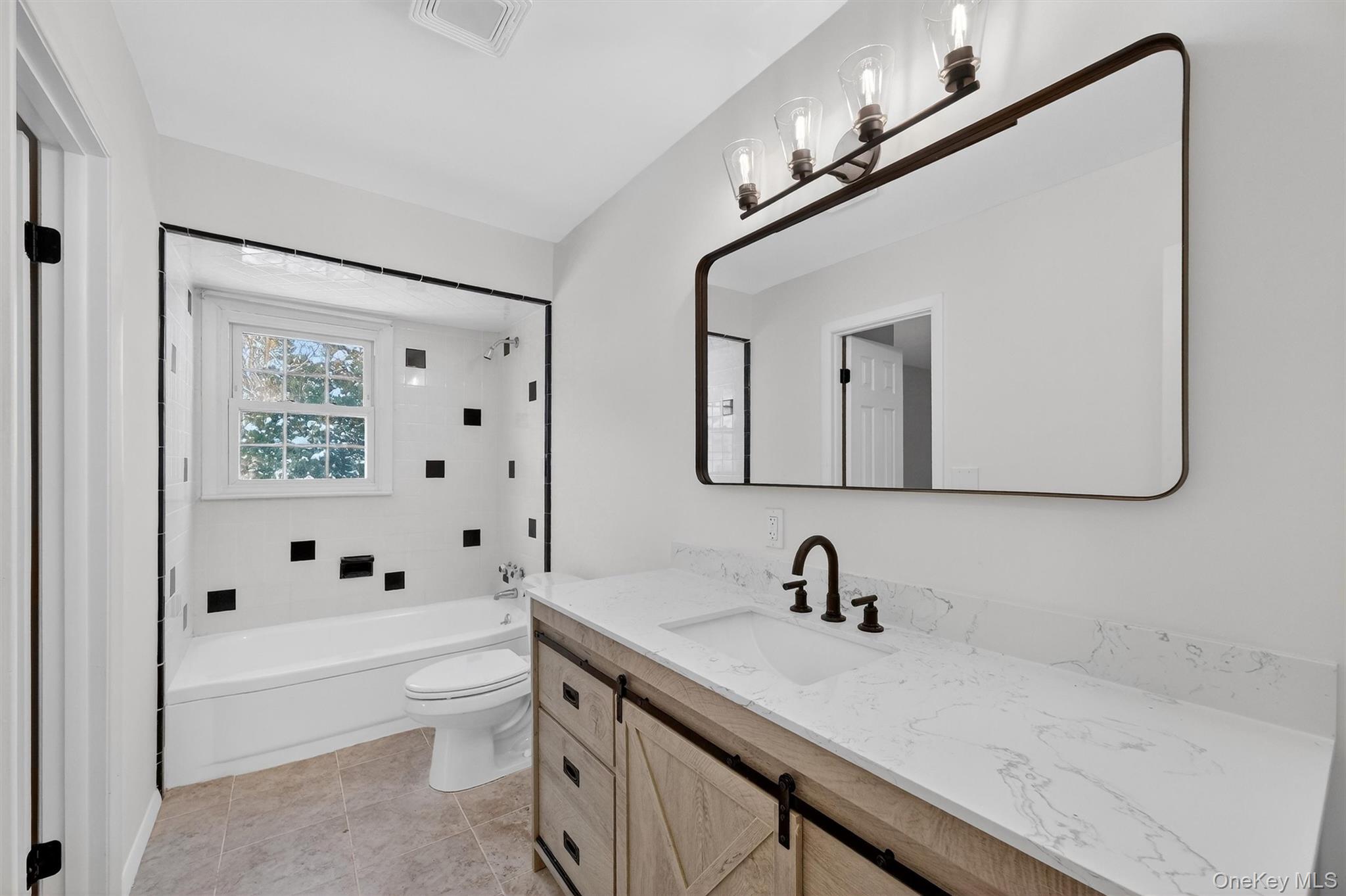 #14 photo, 2 Blue Hills Court, Saugerties , NY 12477