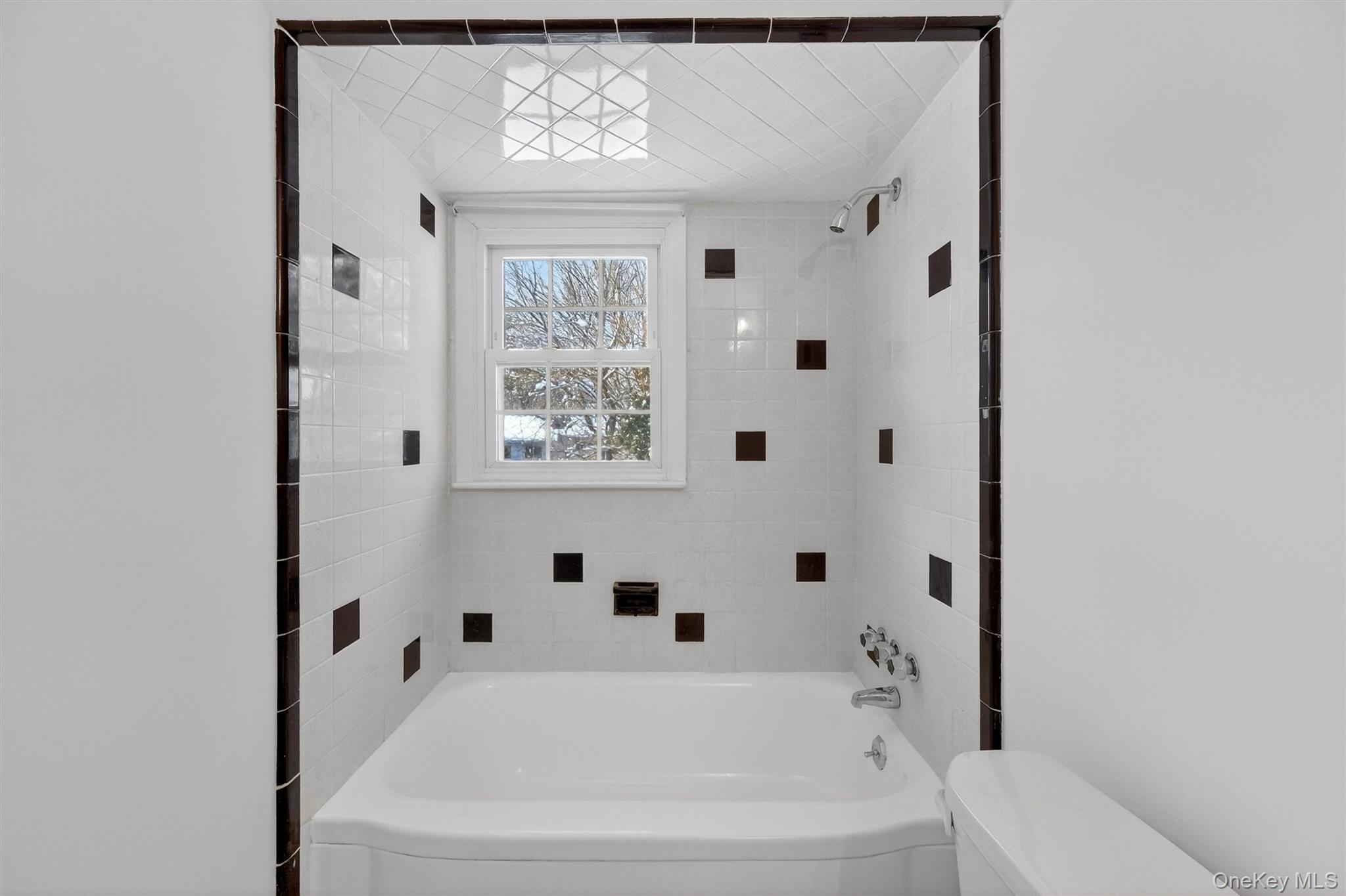 #15 photo, 2 Blue Hills Court, Saugerties , NY 12477