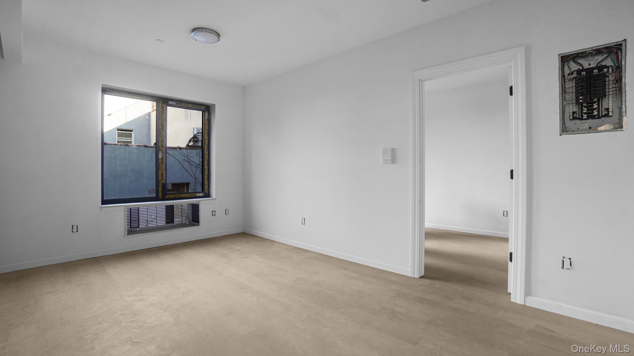 #14 photo, 3530 Willett Avenue, 브롱크스 Bronx , NY 10467