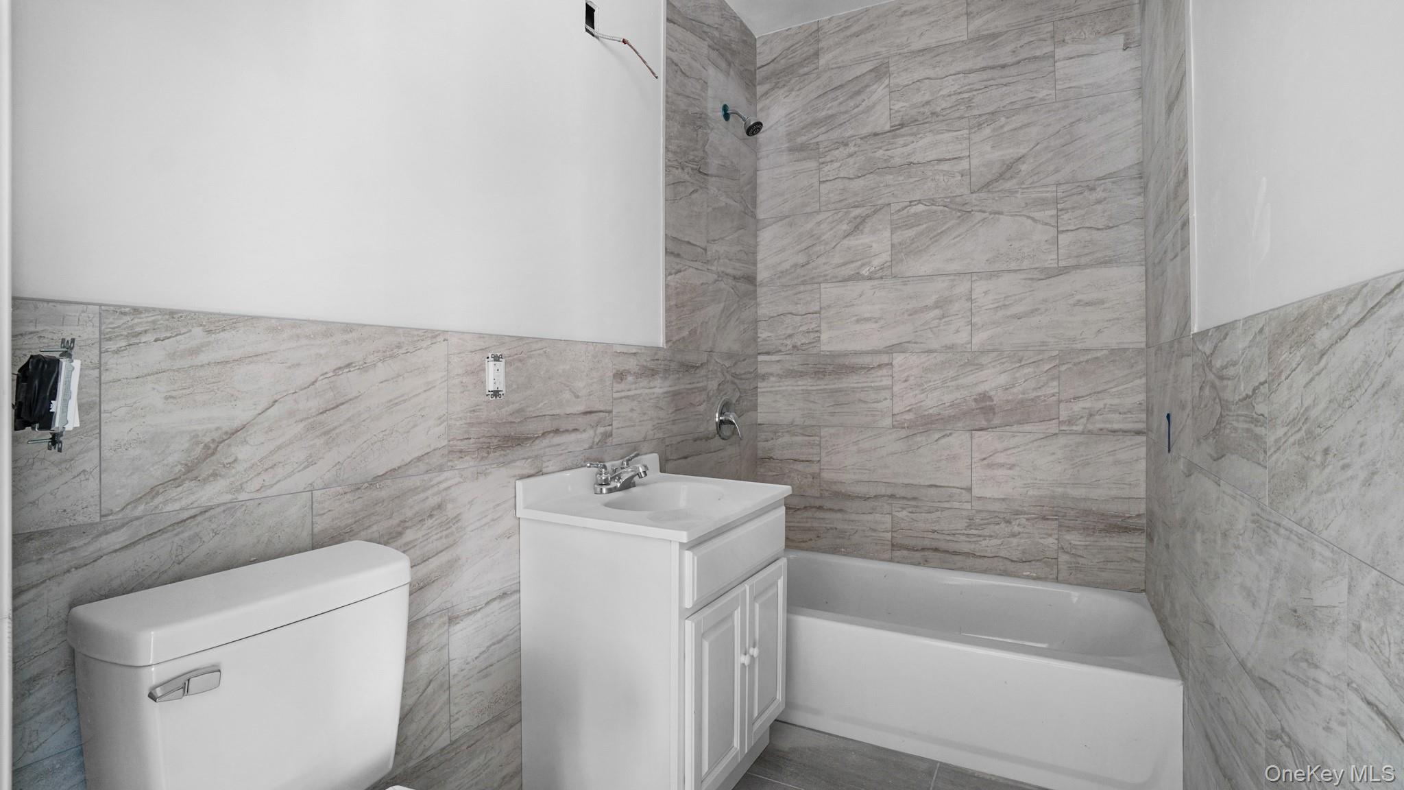 #7 photo, 3530 Willett Avenue, 브롱크스 Bronx , NY 10467