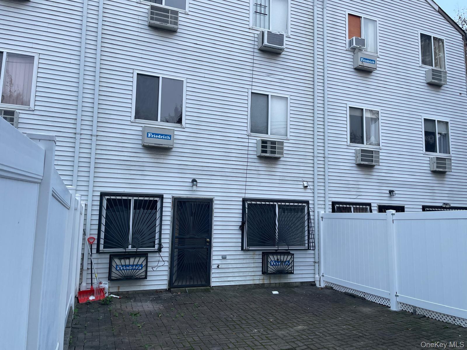 #15 photo, 7 Dune Court, ब्रोंक्स Bronx , NY 10473