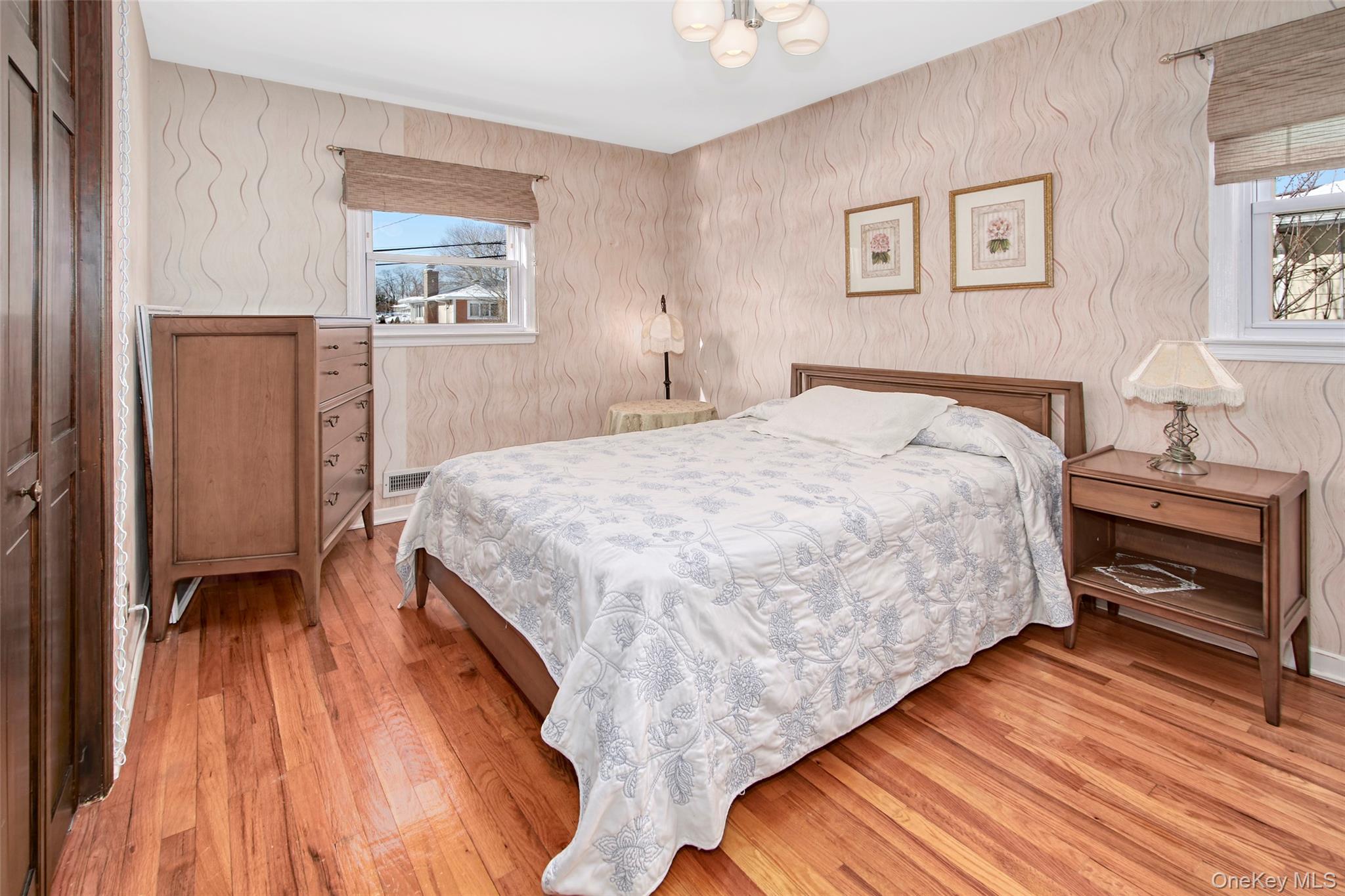 #18 photo, 107 Parkview Road, Elmsford , NY 10523