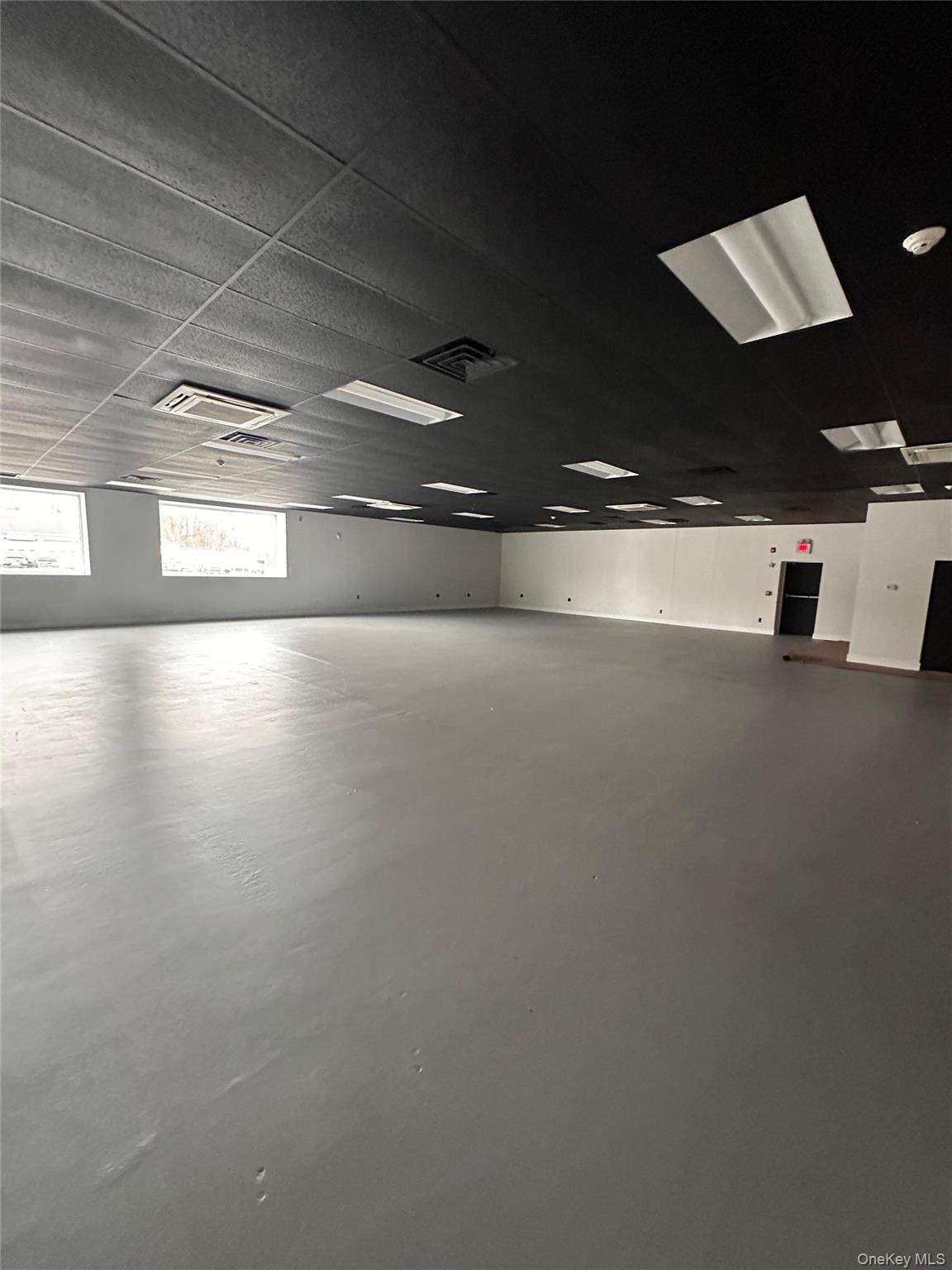 #7 photo, 611 Arlington Turnpike, 뉴욕주 Poughkeepsie , NY 12603