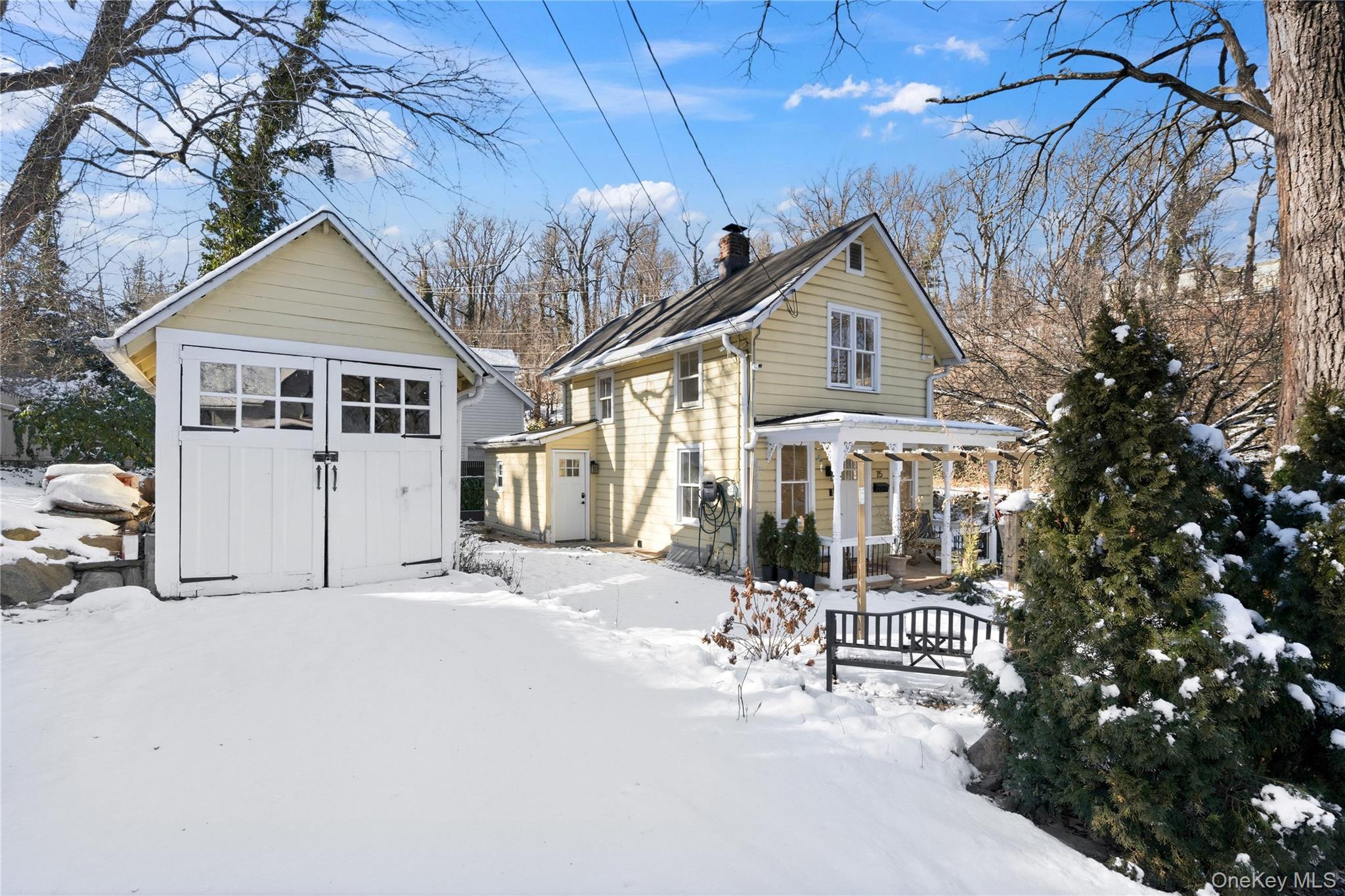 #1 photo, 15 Hicks Street, Roslyn , NY 11576