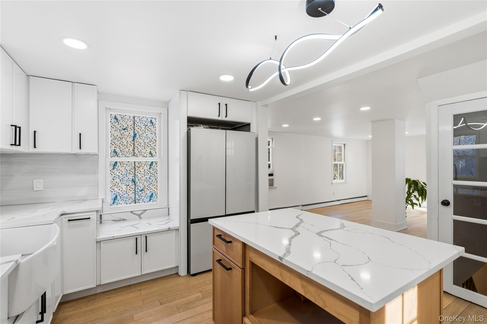 #7 photo, 15 Hicks Street, Roslyn , NY 11576