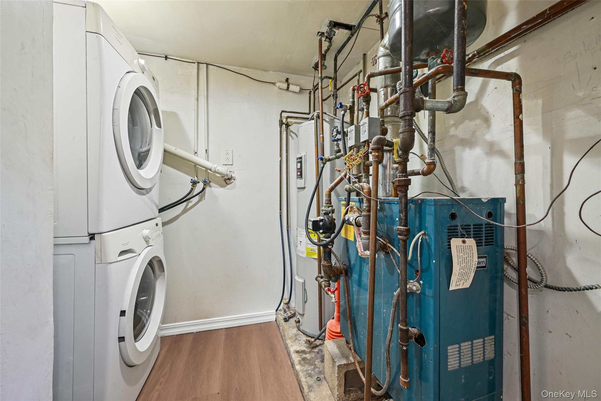 #7 photo, 130 Gordon Place, Freeport , NY 11520