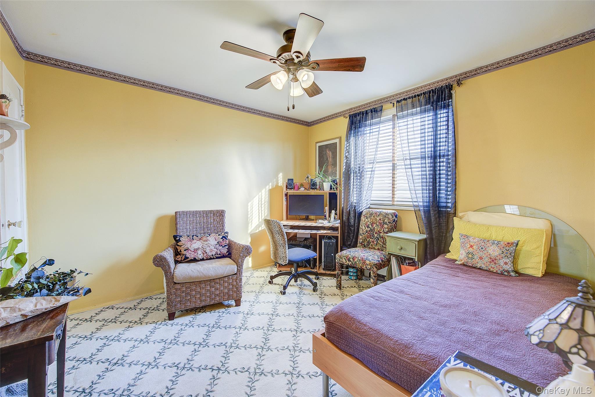 #20 photo, 17-83 166th Street, व्हाइटस्टोन Whitestone , NY 11357