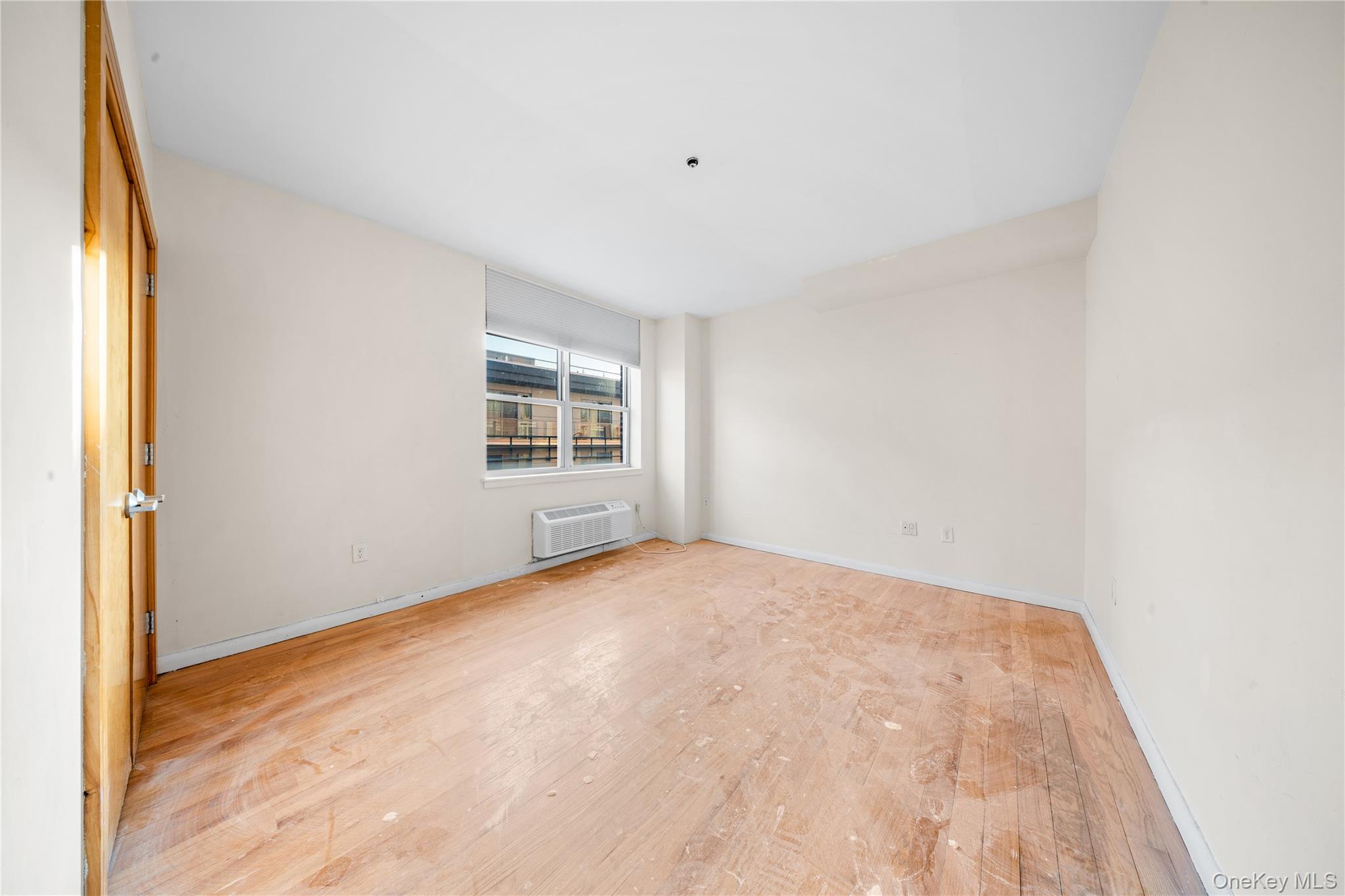 #10 photo, 14-34 110th Street, Куинс ‖ College Point , NY 11356