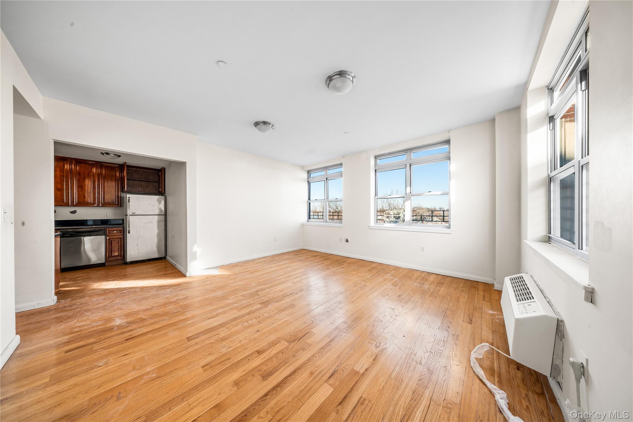 #4 photo, 14-34 110th Street, Куинс ‖ College Point , NY 11356