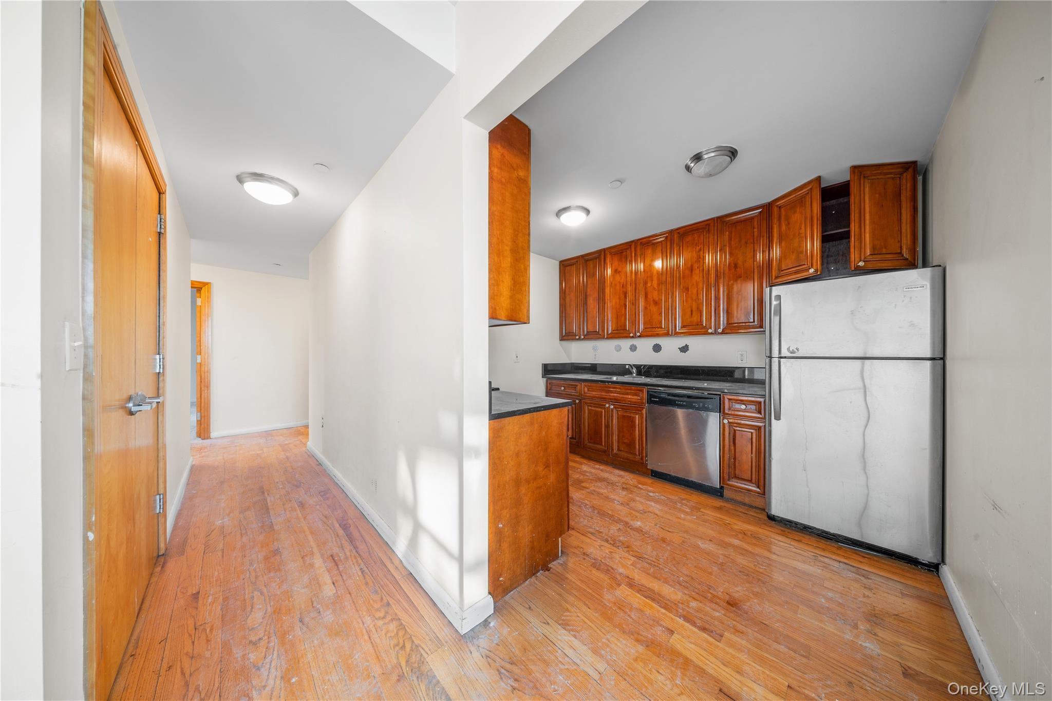 #6 photo, 14-34 110th Street, Куинс ‖ College Point , NY 11356