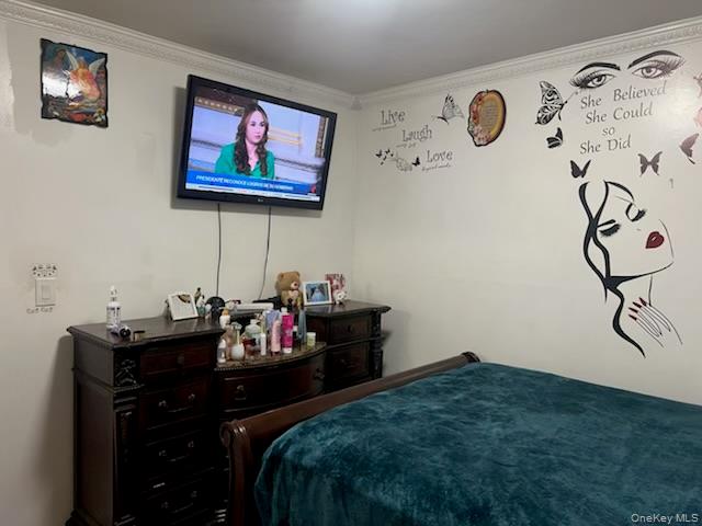 #6 photo, 19 Hewes Street, सफ़ोक काउंटी Brentwood , NY 11717