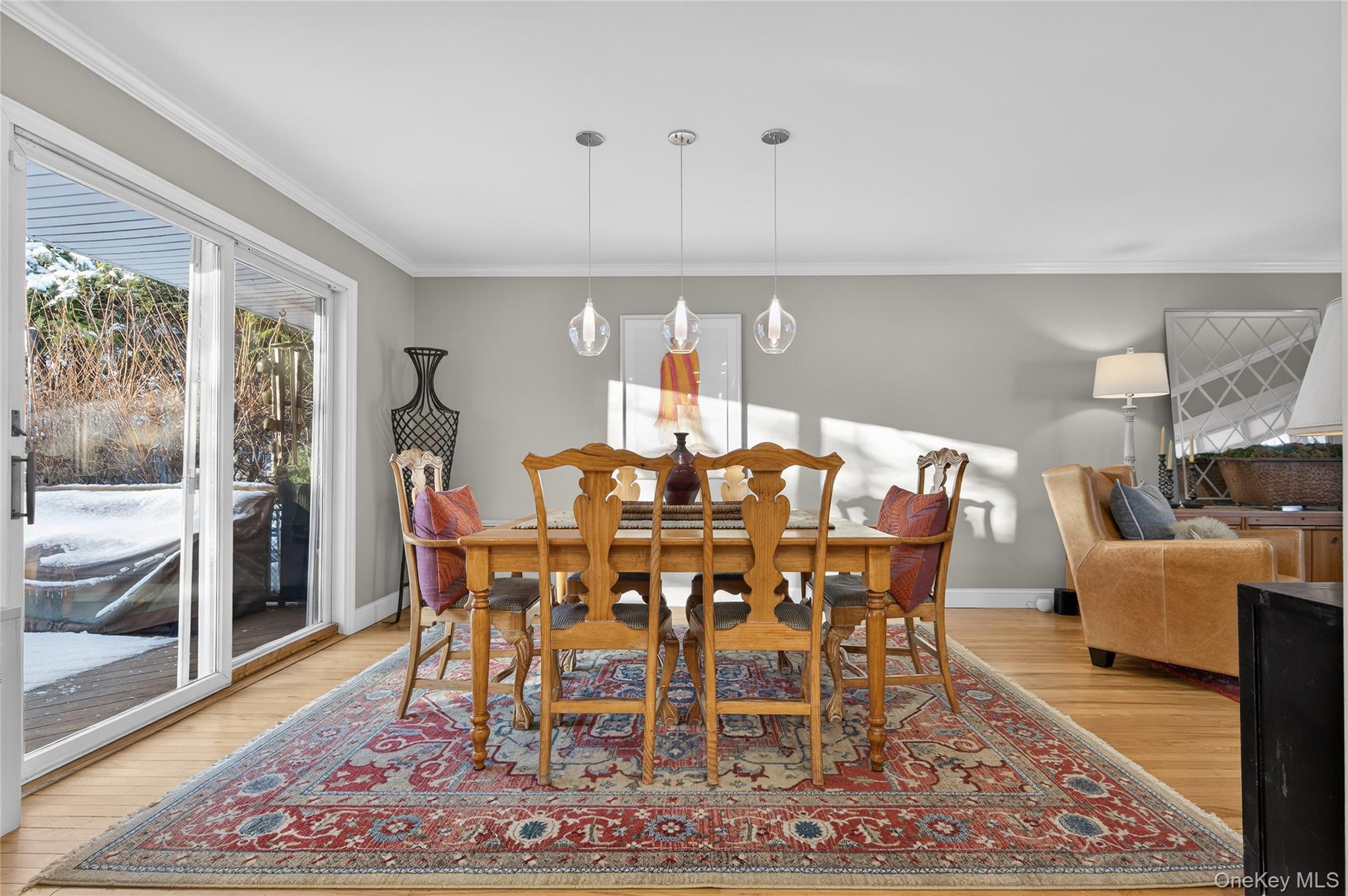 #11 photo, 6 Dale Avenue, מחוז נסאו Syosset , NY 11791