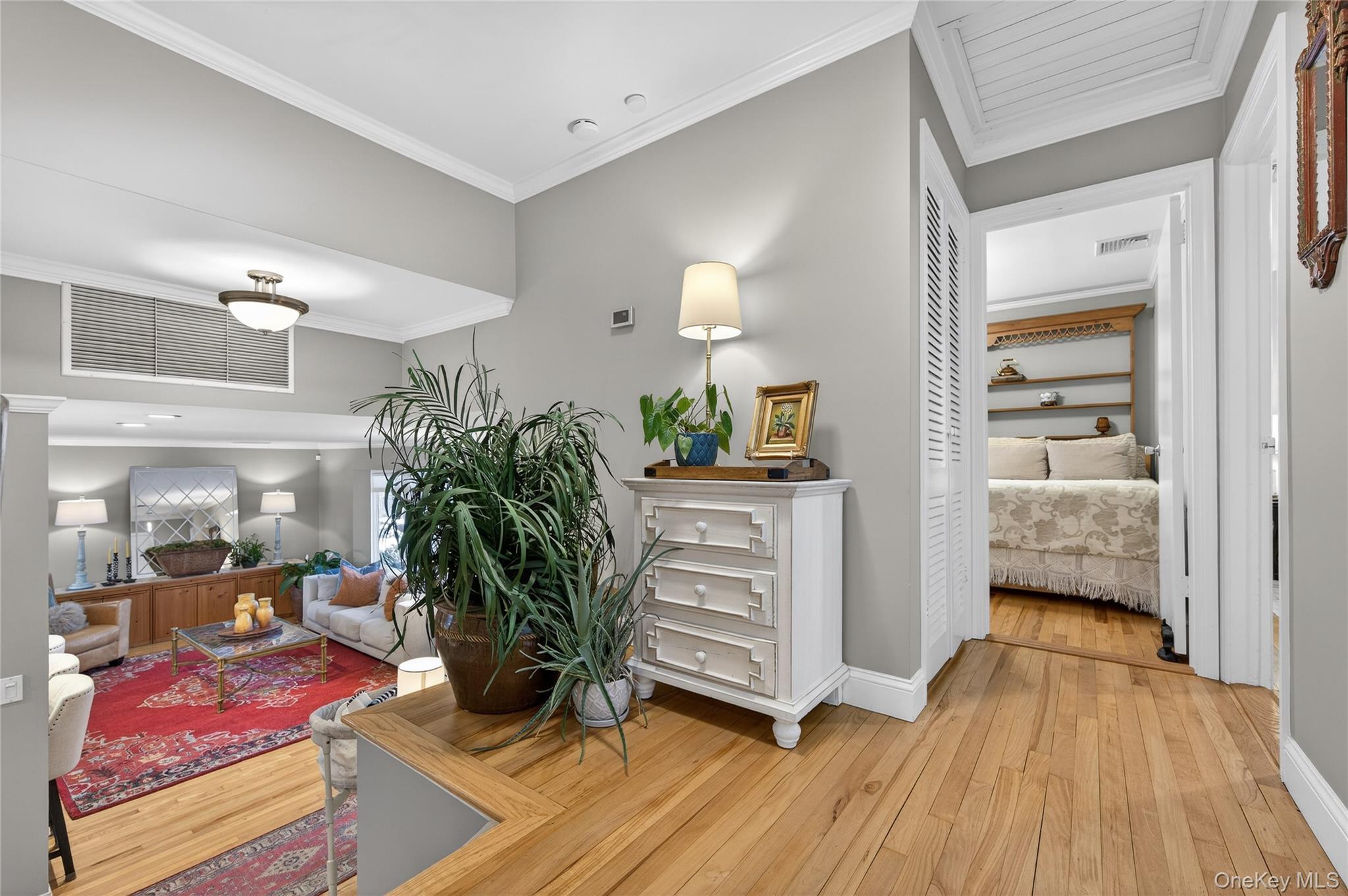 #20 photo, 6 Dale Avenue, מחוז נסאו Syosset , NY 11791