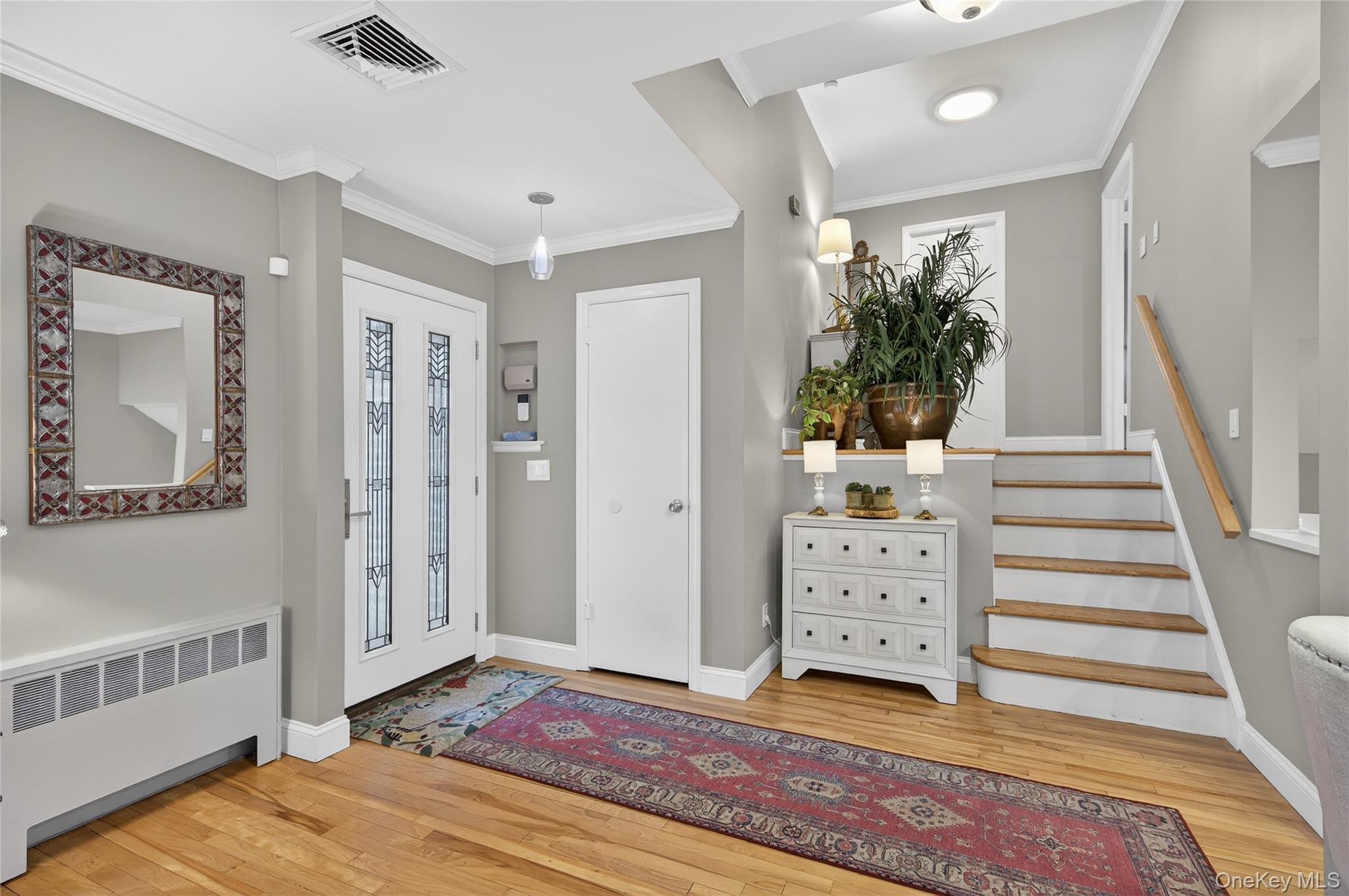 #4 photo, 6 Dale Avenue, מחוז נסאו Syosset , NY 11791