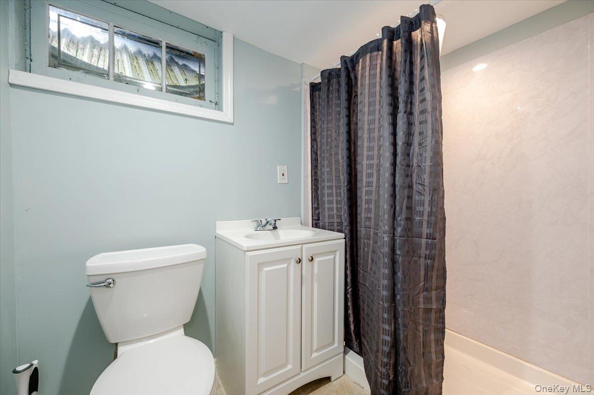 #15 photo, 150 Park Avenue, Hicksville , NY 11801