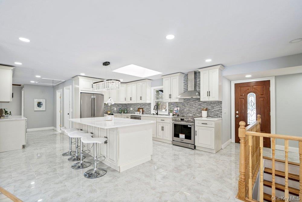 #17 photo, 497 Woodbury Road, Cold Spring Harbor , NY 11724