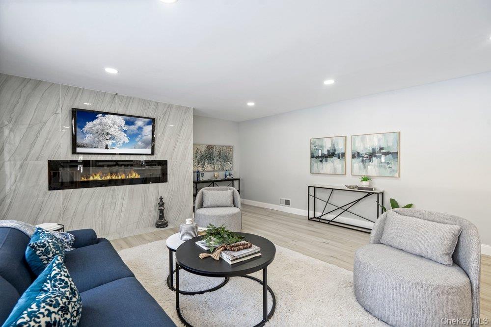 #8 photo, 497 Woodbury Road, Cold Spring Harbor , NY 11724