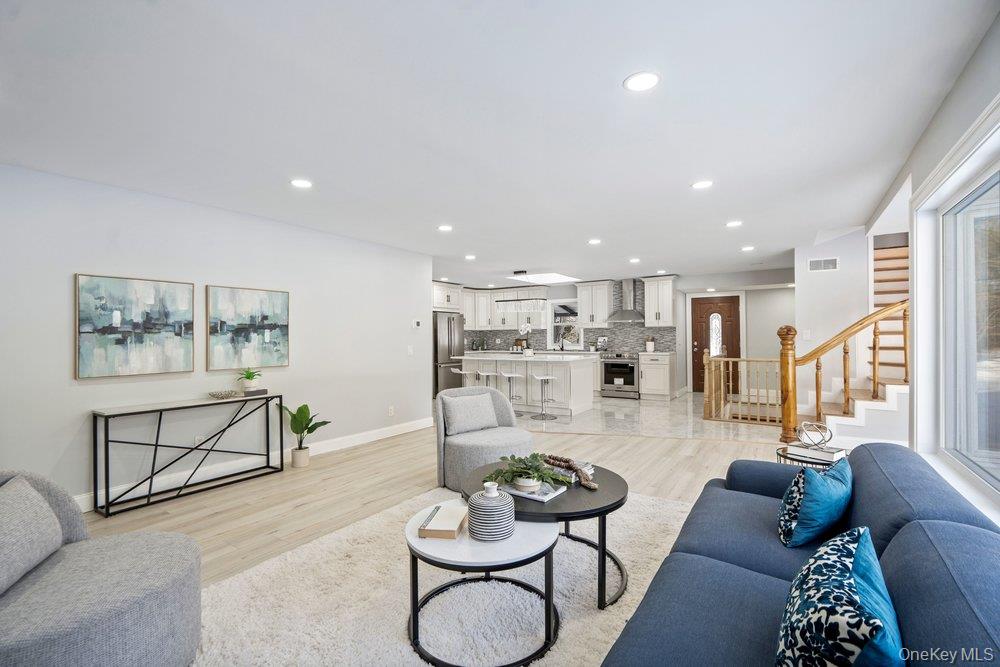 #9 photo, 497 Woodbury Road, Cold Spring Harbor , NY 11724