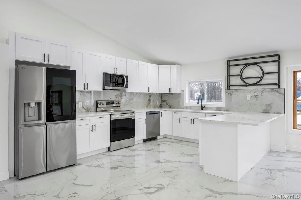 #11 photo, 73 Maple Avenue, Shirley , NY 11967