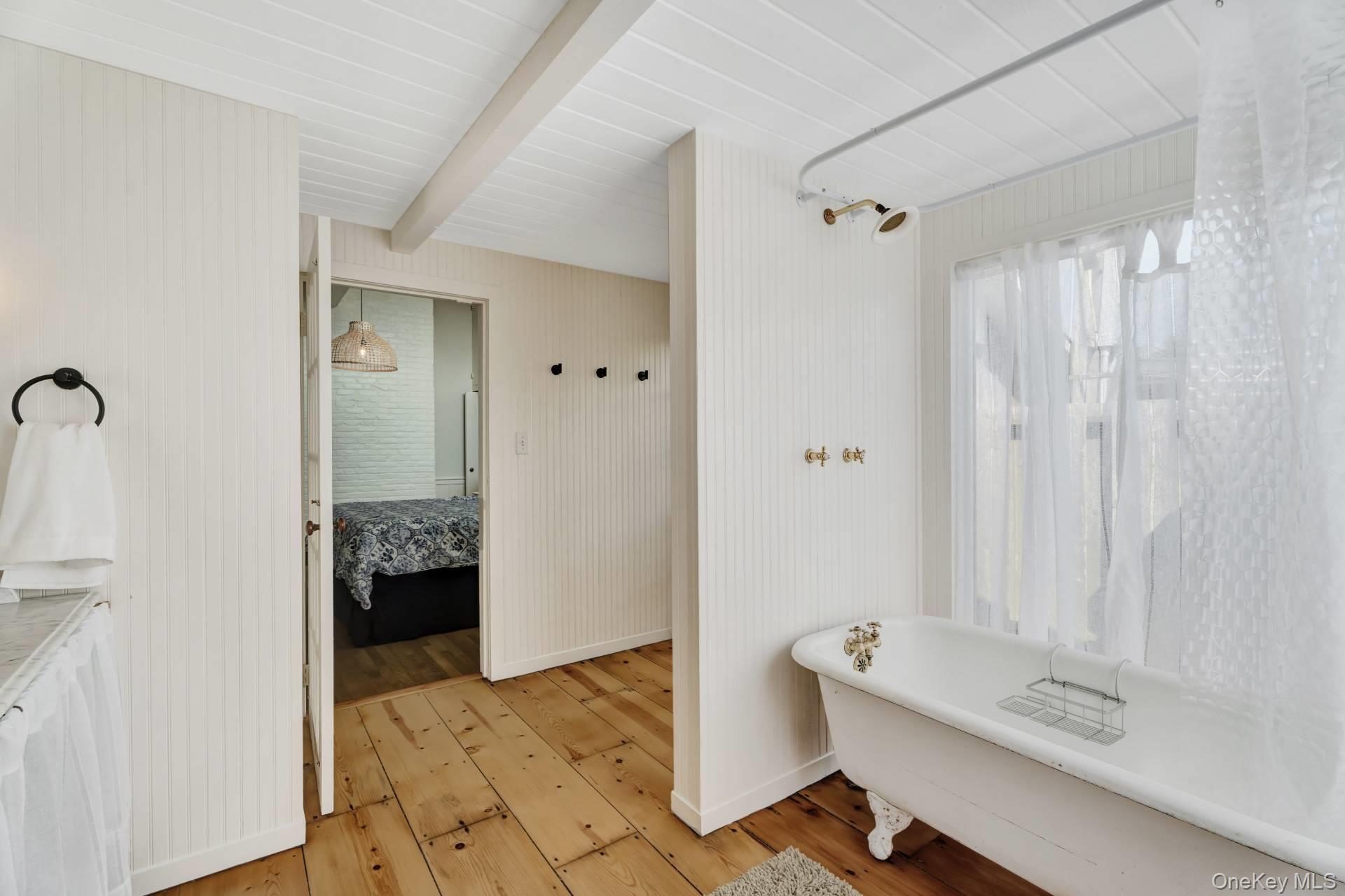 #16 photo, 1 Waters Edge Drive, Quogue , NY 11959