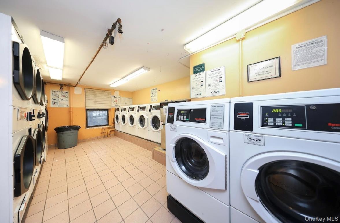 #7 photo, 27-77 33rd Street, קווינס Astoria , NY 11105