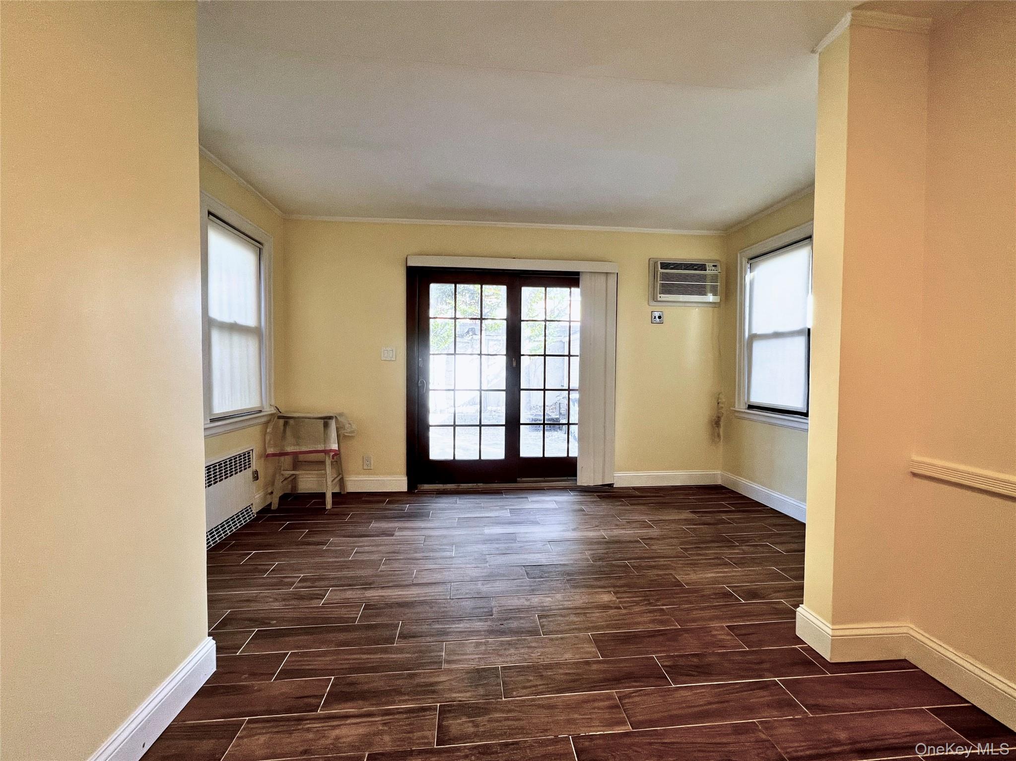 #16 photo, 47-05 Utopia Parkway, קווינס Flushing , NY 11358