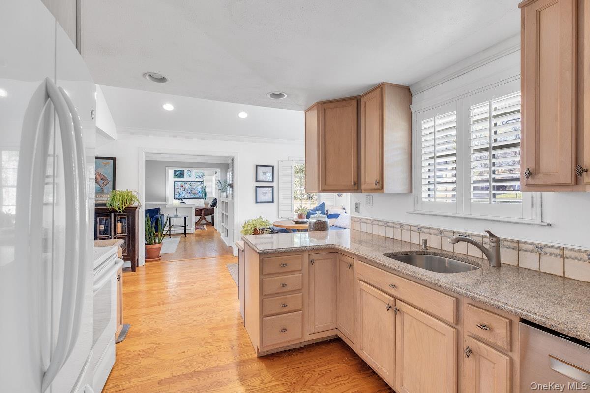 #9 photo, 12 Jomar Road, Shoreham , NY 11786