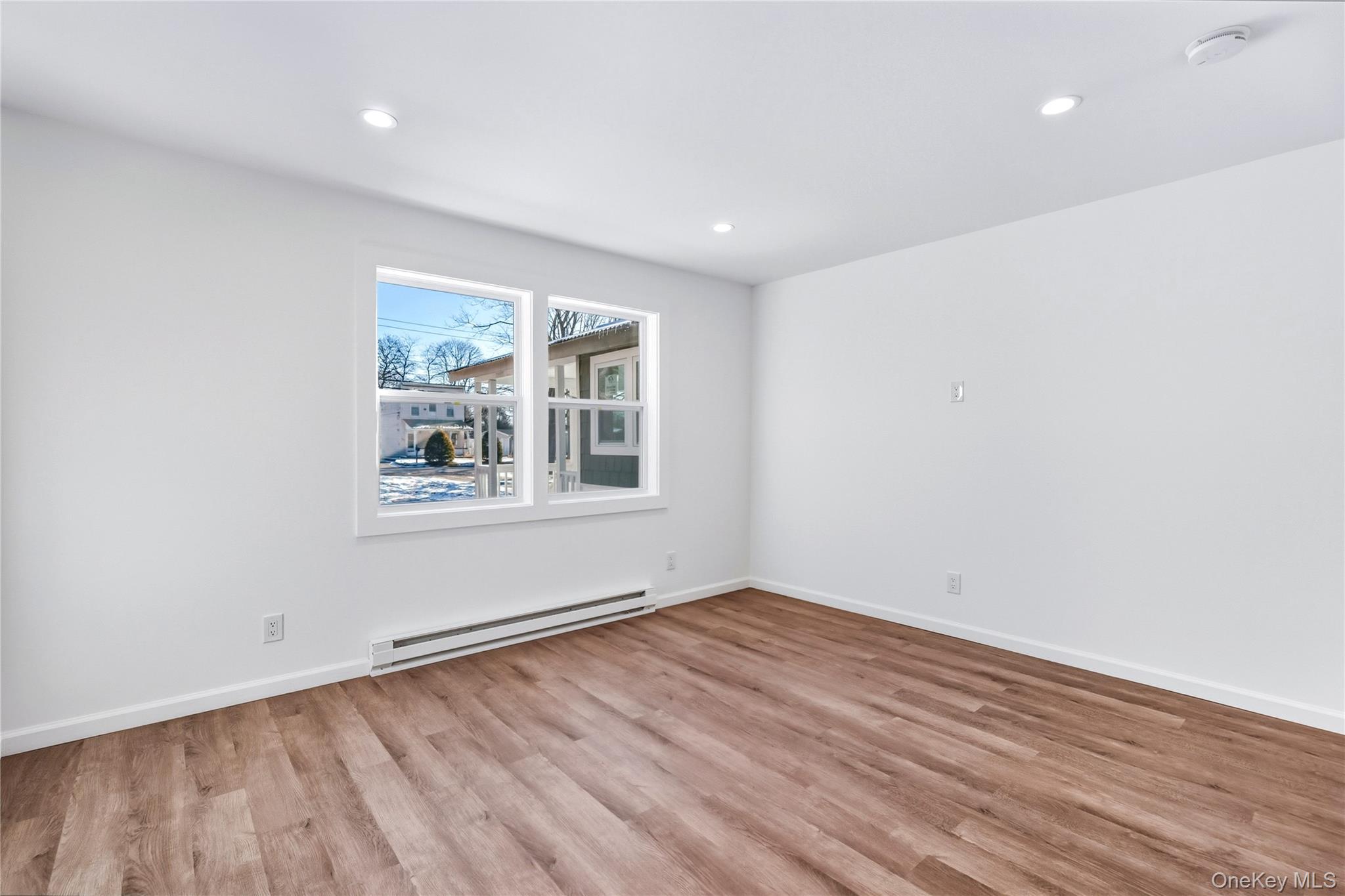 #16 photo, 450 Munsell Road, מחוז סאפוק East Patchogue , NY 11772