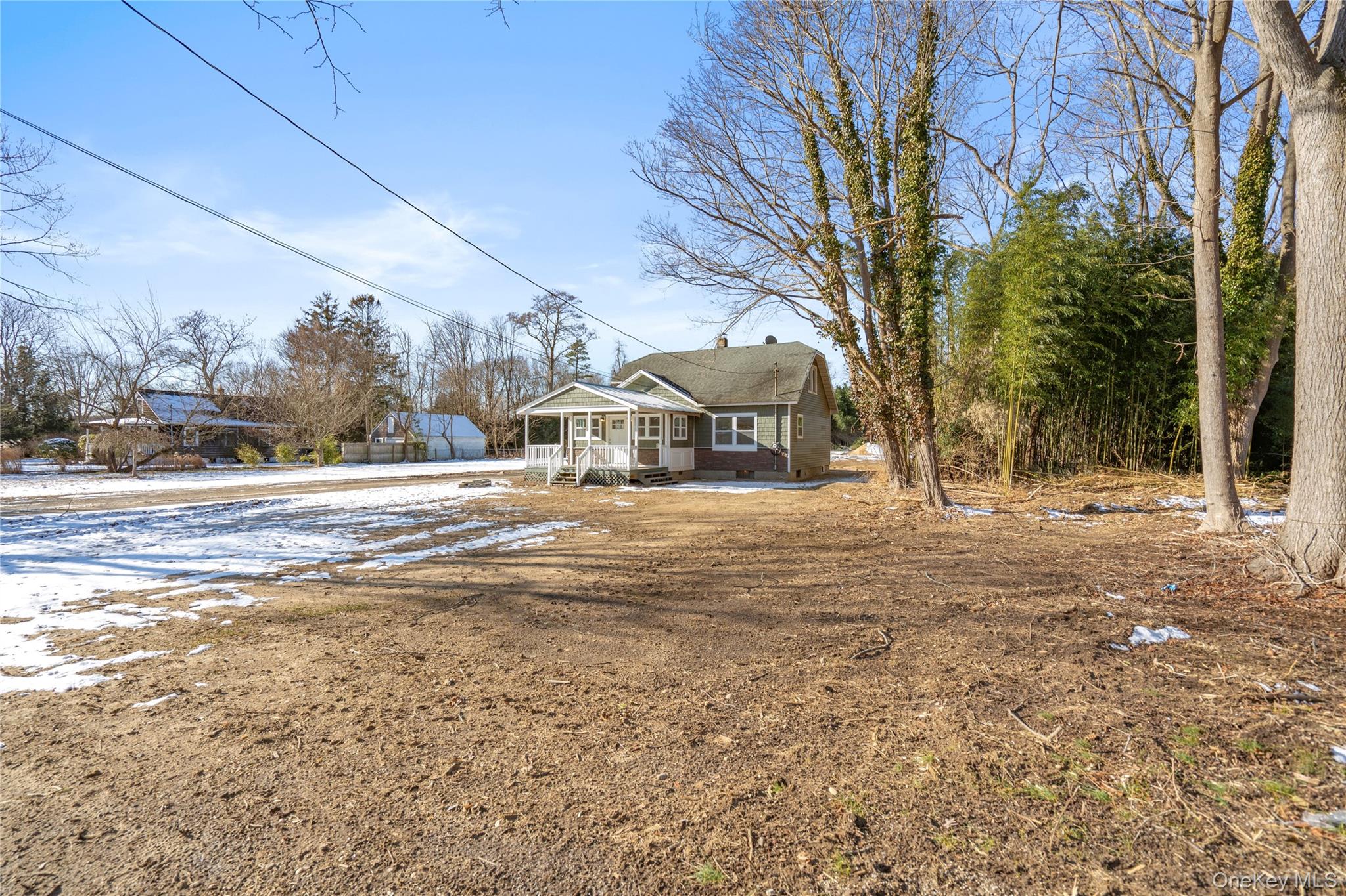 #3 photo, 450 Munsell Road, מחוז סאפוק East Patchogue , NY 11772