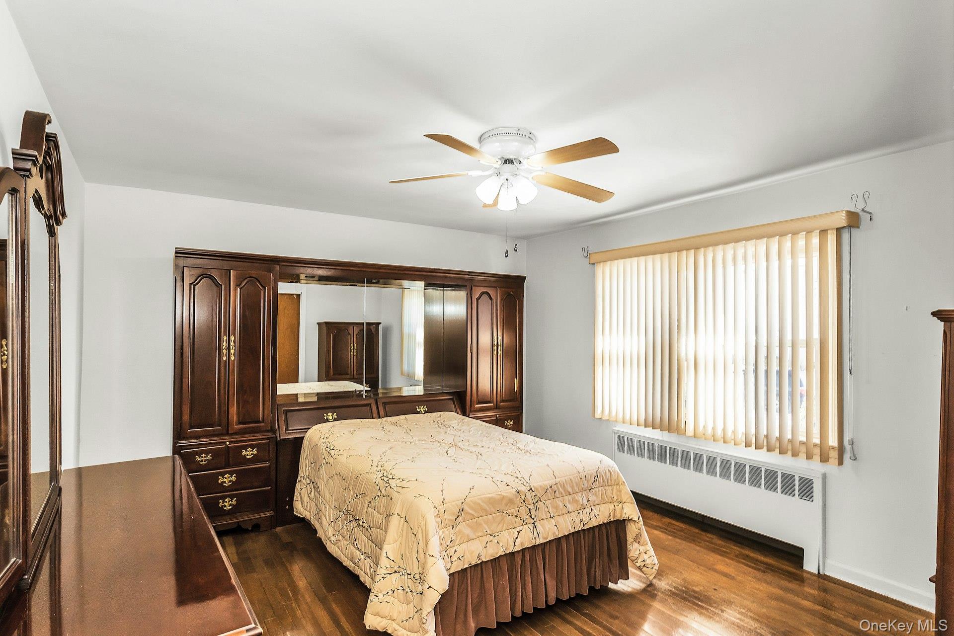 #10 photo, 562 Arcadian Avenue, מחוז נסאו Valley Stream , NY 11580