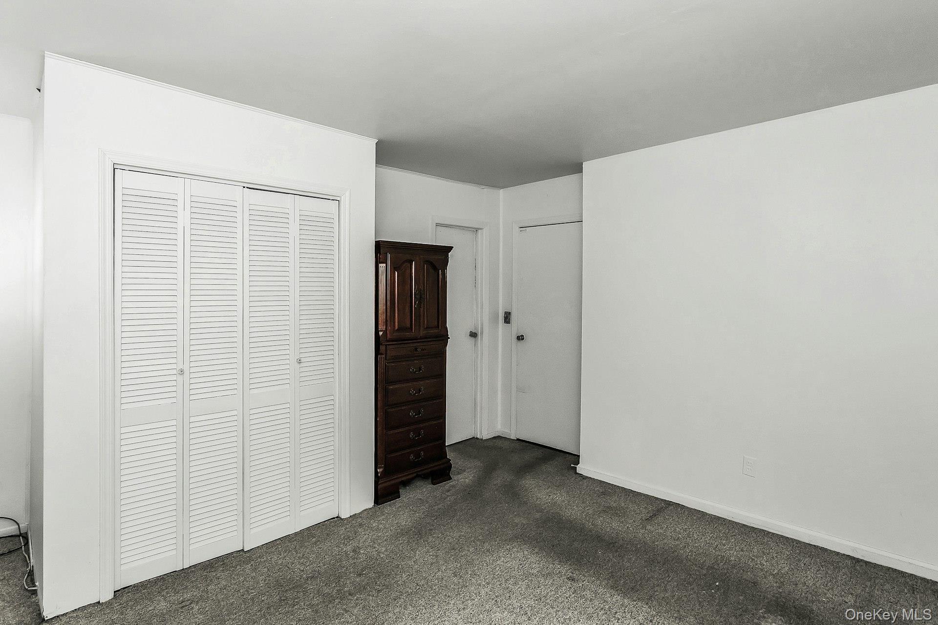 #19 photo, 562 Arcadian Avenue, מחוז נסאו Valley Stream , NY 11580