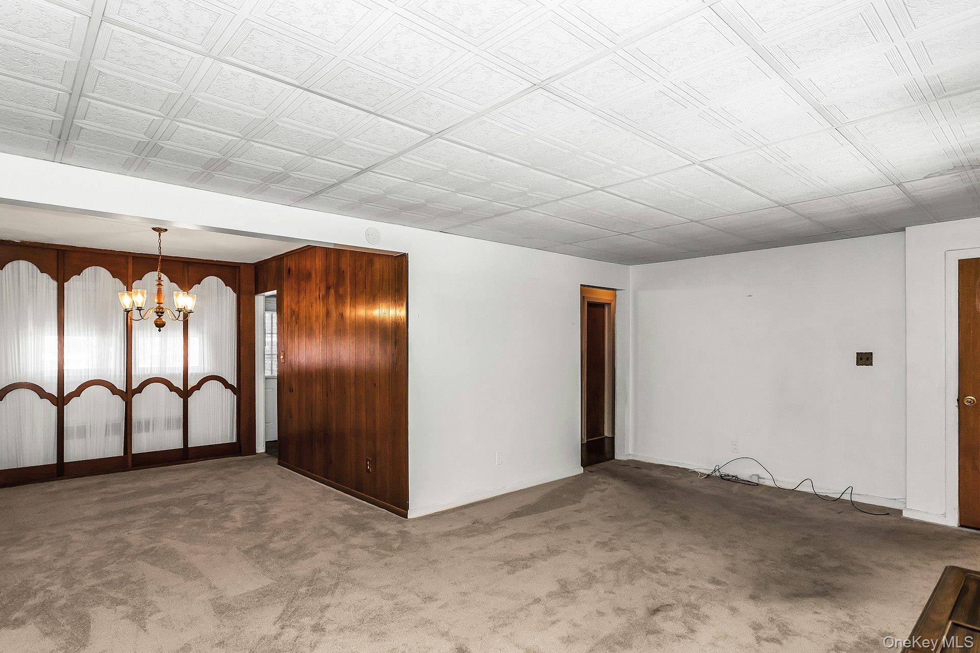 #5 photo, 562 Arcadian Avenue, מחוז נסאו Valley Stream , NY 11580