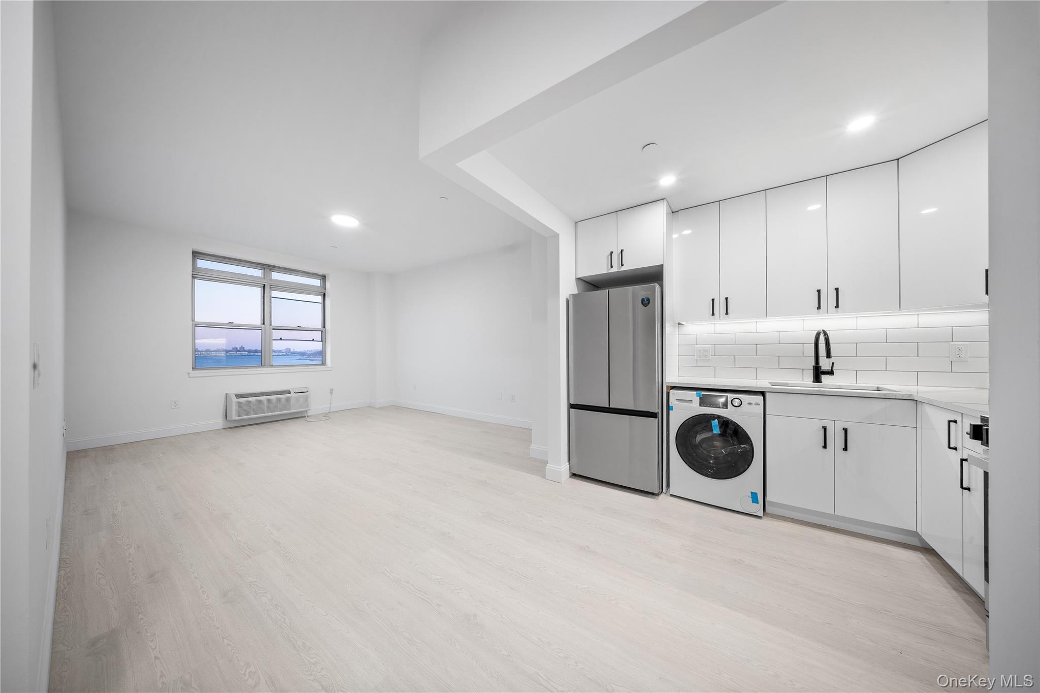 #2 photo, 14-34 110th St, Куинс ‖ College Point , NY 11356