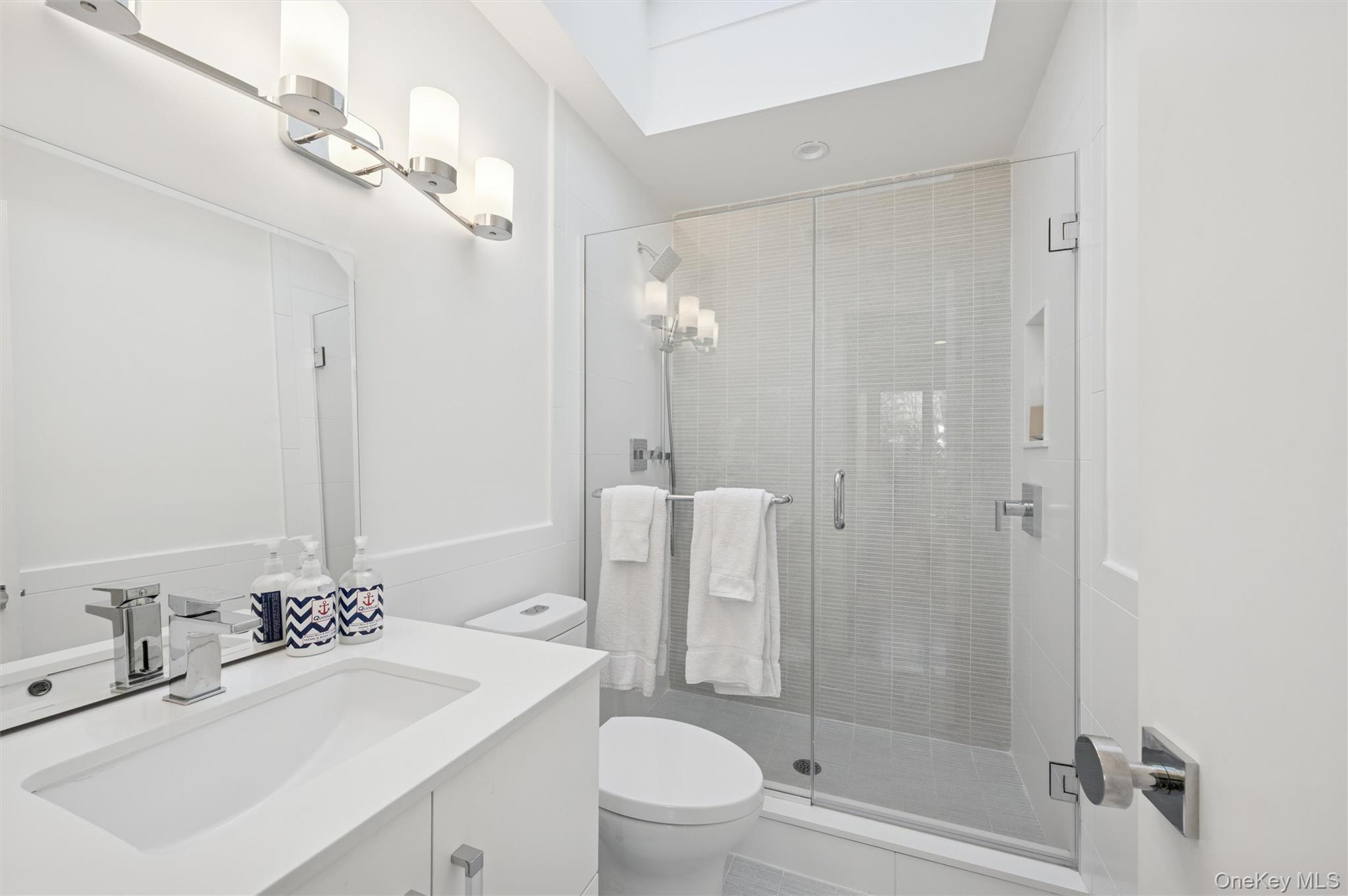 #13 photo, 3 Southwood Lane, Quogue , NY 11959