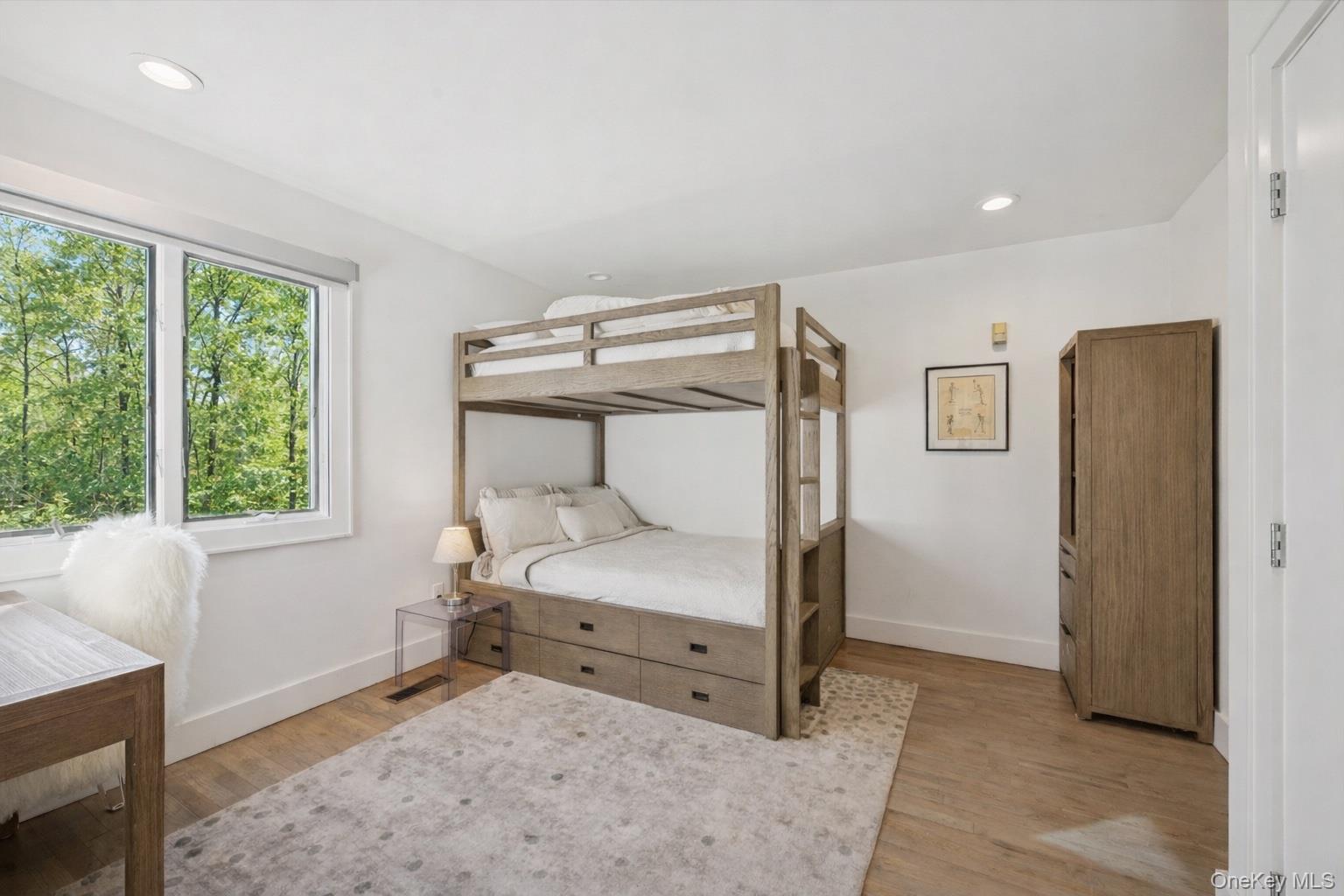 #15 photo, 3 Southwood Lane, Quogue , NY 11959