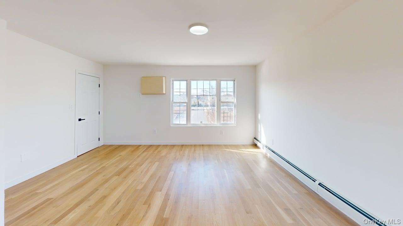 #2 photo, 472 Beach 43rd Street, Far Rockaway , NY 11691