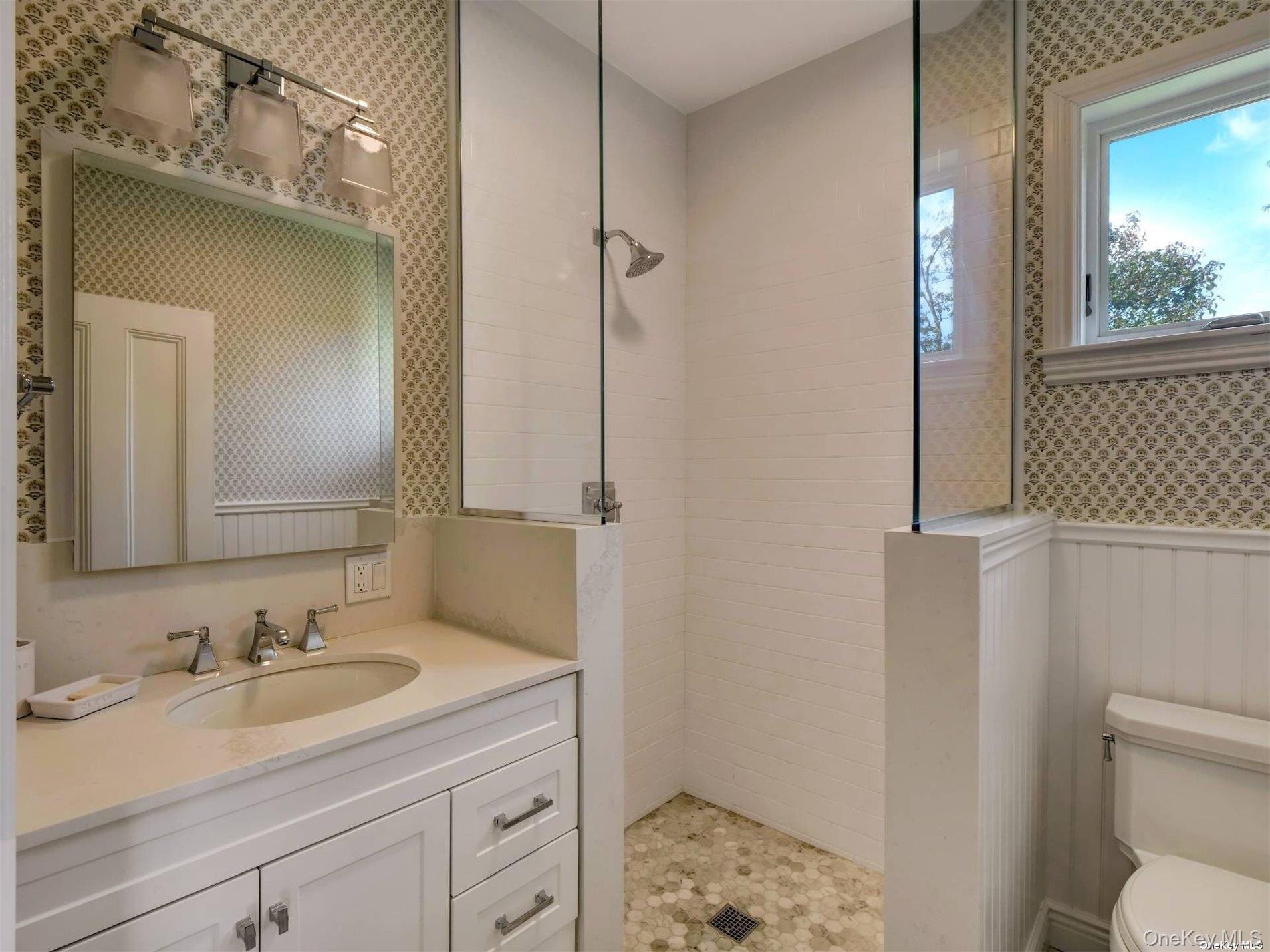 #16 photo, 51 Quogue Street, Quogue , NY 11959