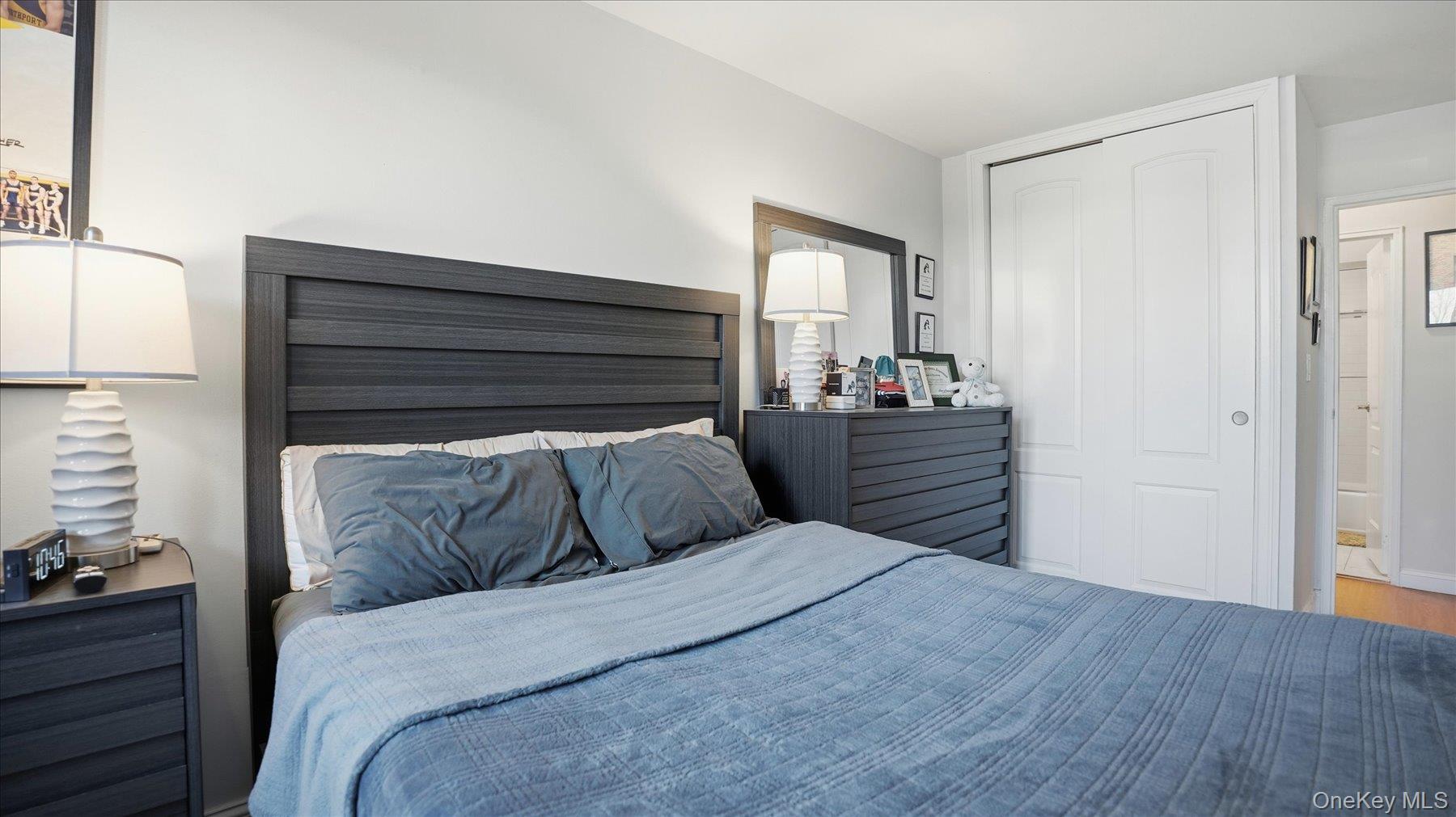 #12 photo, 10 Lenox Road, Rockville Centre , NY 11570