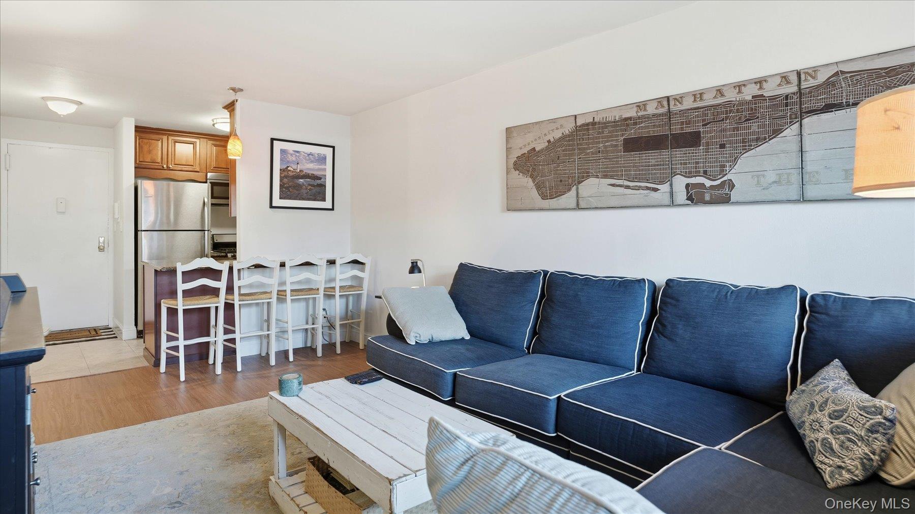 #7 photo, 10 Lenox Road, Rockville Centre , NY 11570