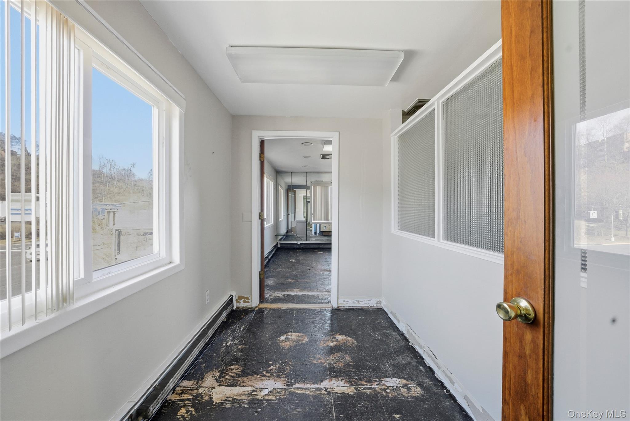 #8 photo, 2132 Central Park Avenue, 뉴욕주 Yonkers , NY 10710