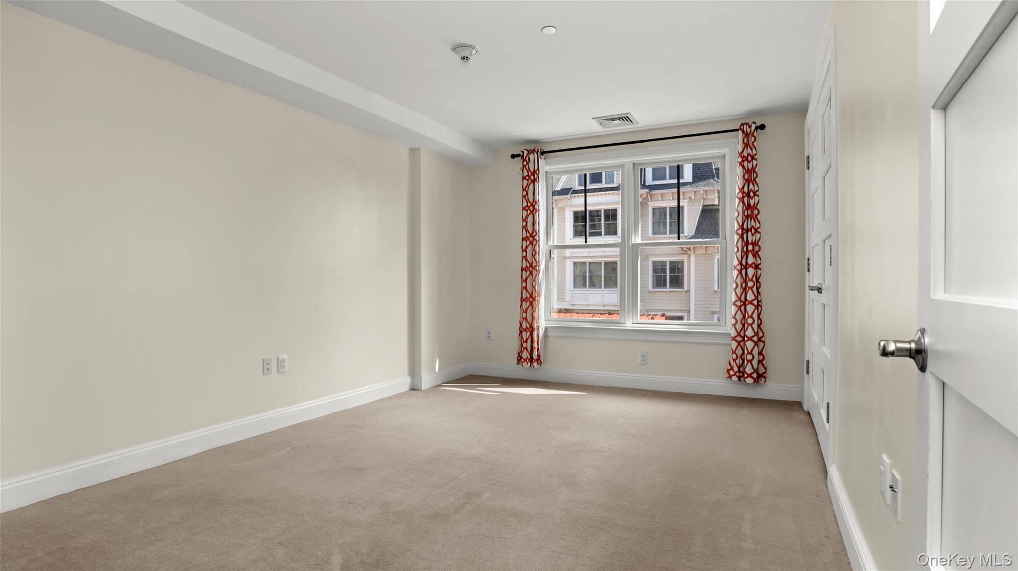 #15 photo, 225 Stanley Avenue, Mamaroneck , NY 10543