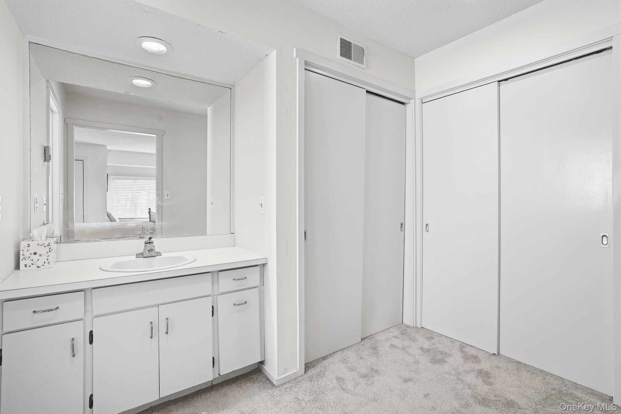 #17 photo, 140 Heritage Hills, Somers , NY 10589