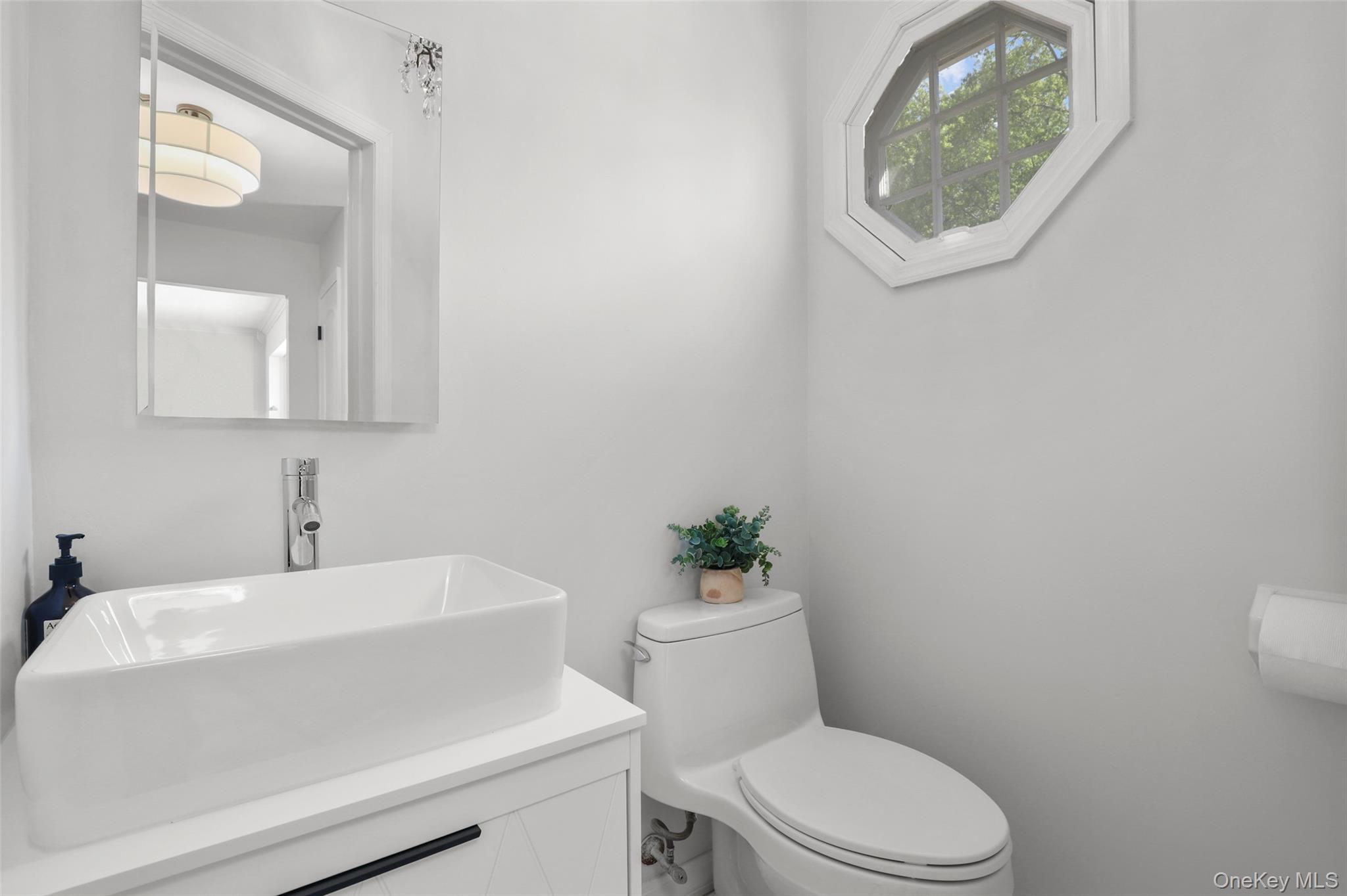 #14 photo, 63 Underhill Road, Scarsdale , NY 10583