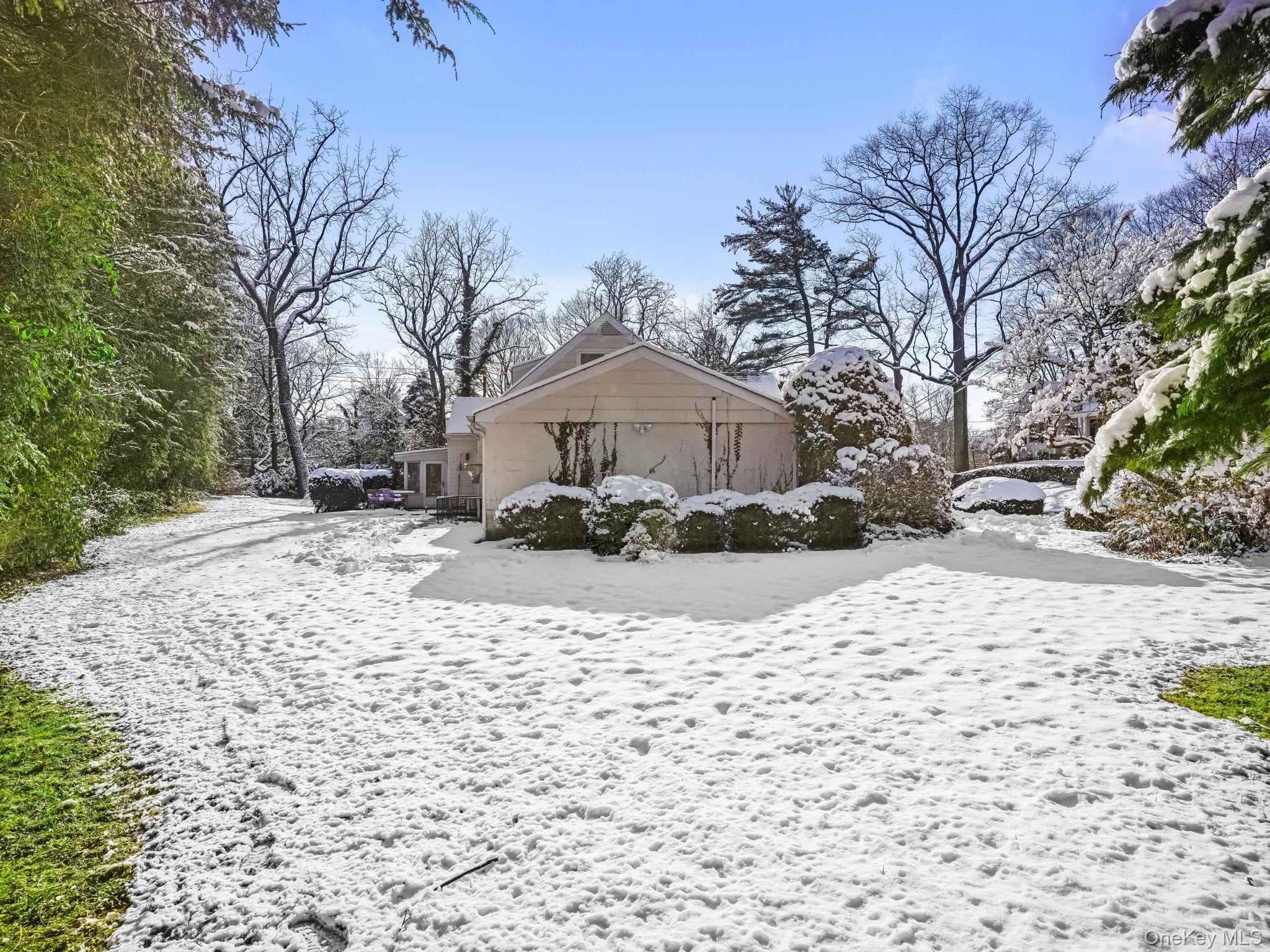 #14 photo, 1 Village Lane, Bronxville , NY 10708