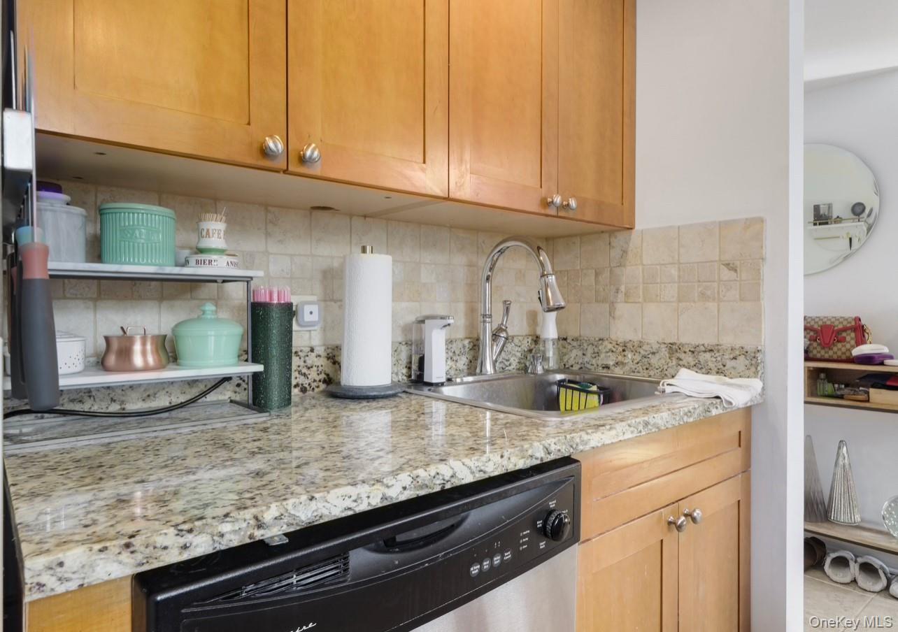 #13 photo, 2409 Villa At The Woods, Peekskill , NY 10566